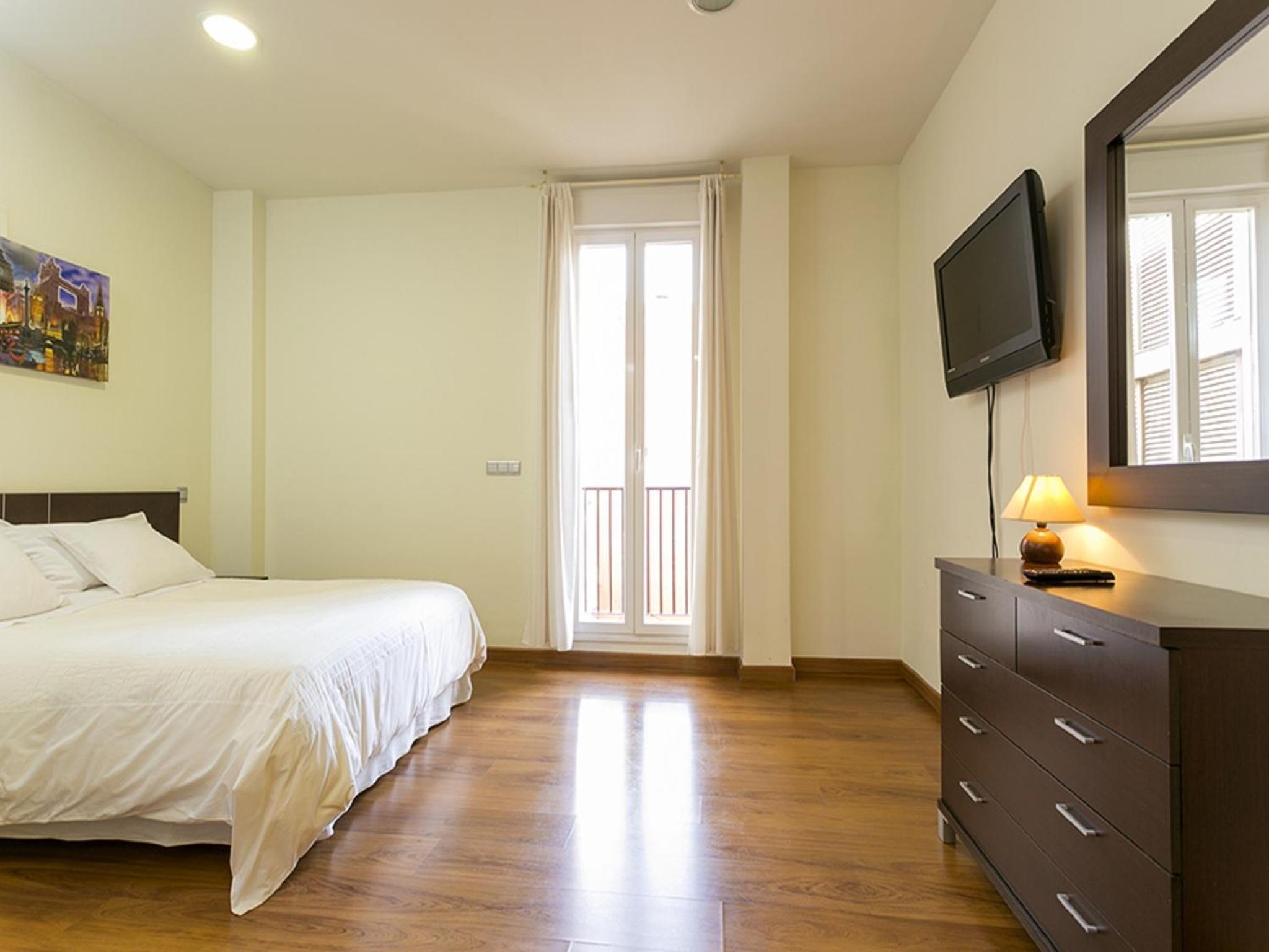 Apartamento con Balcón
