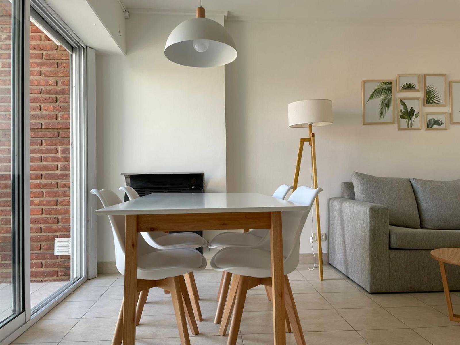 One-Bedroom Apartment photo 2