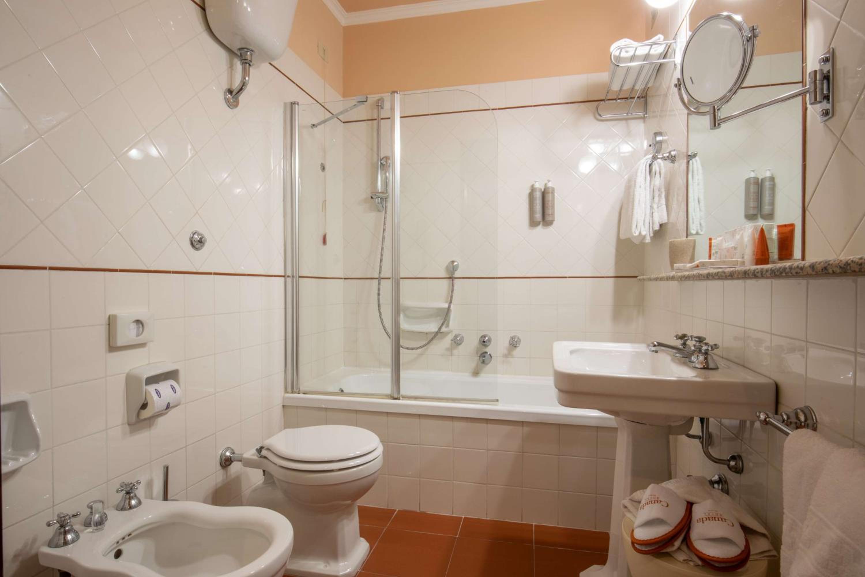 Available room