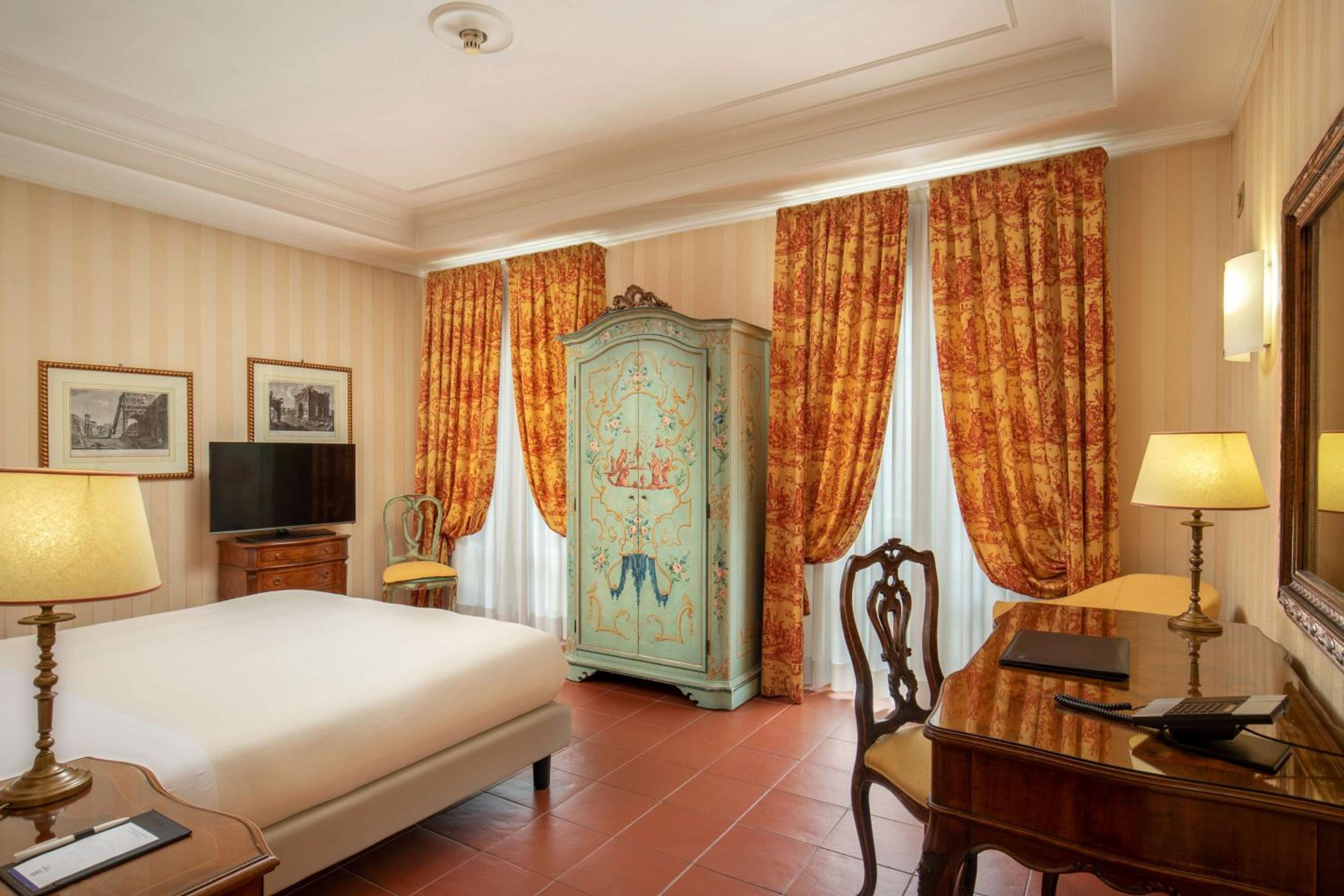 Family Room, Multiple Beds, Non Smoking thumbnail 6