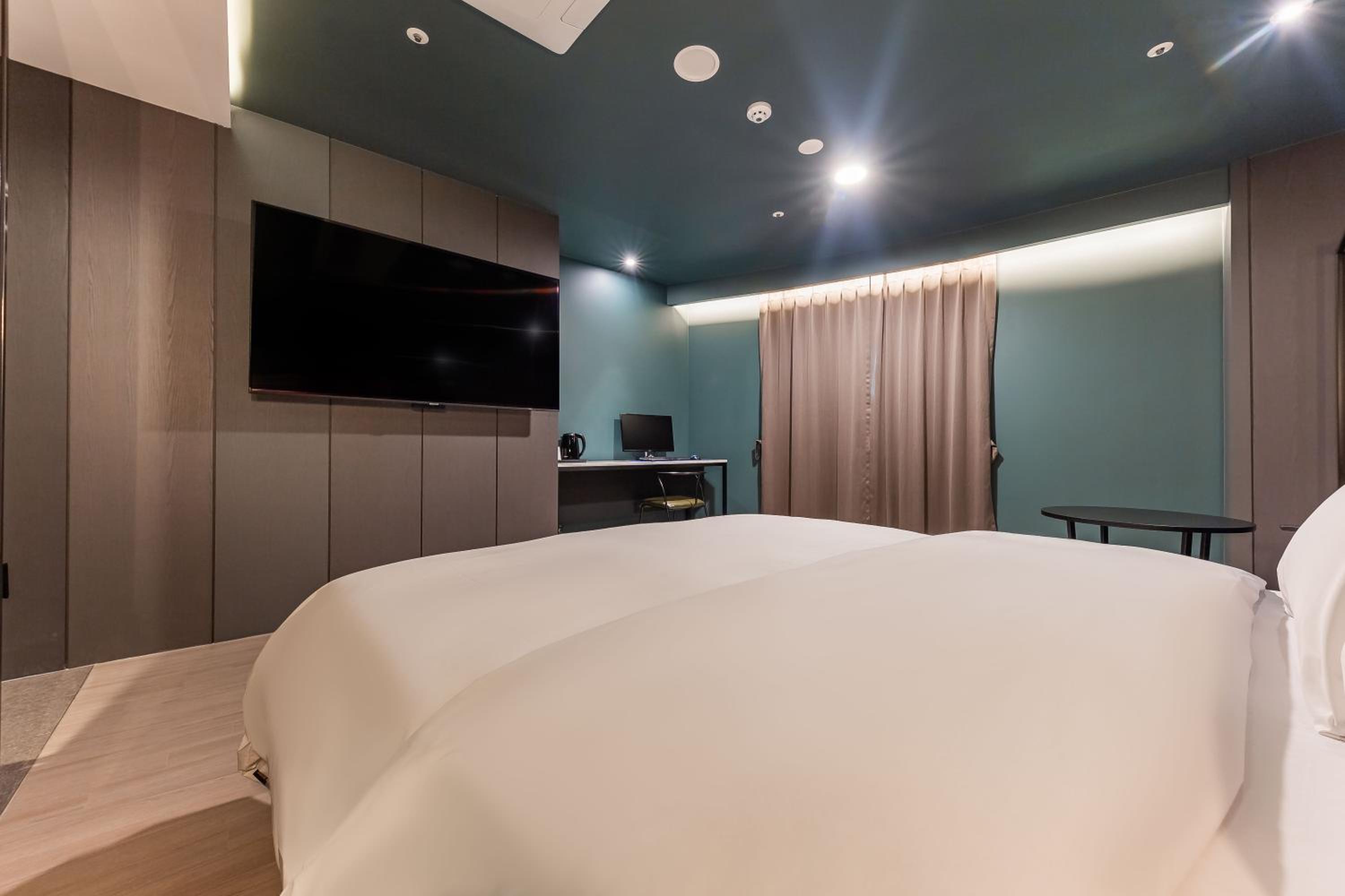 Deluxe Double Room - Photo 5