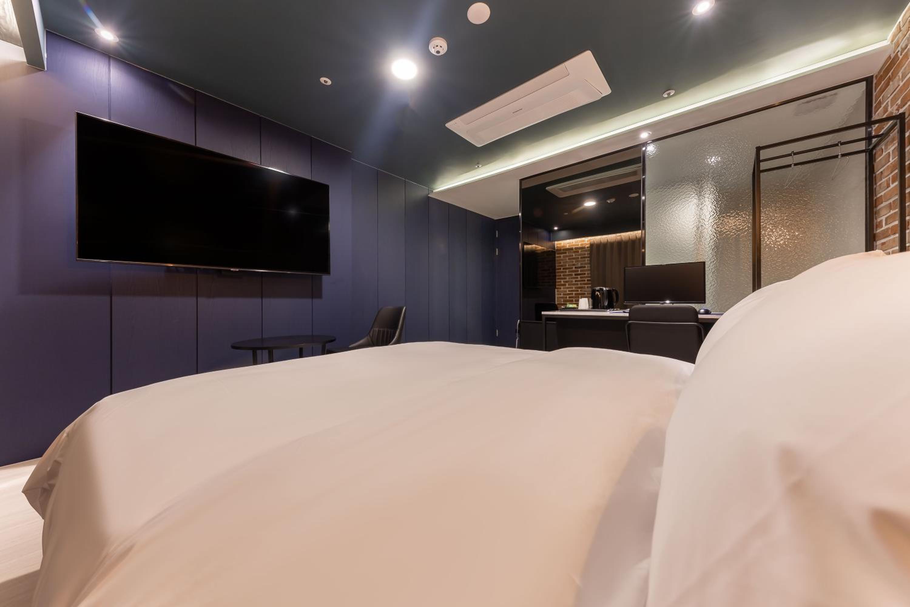 Deluxe Double Room - Photo 4