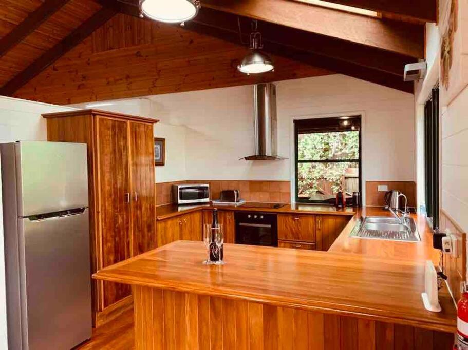 Three-Bedroom House photo 2