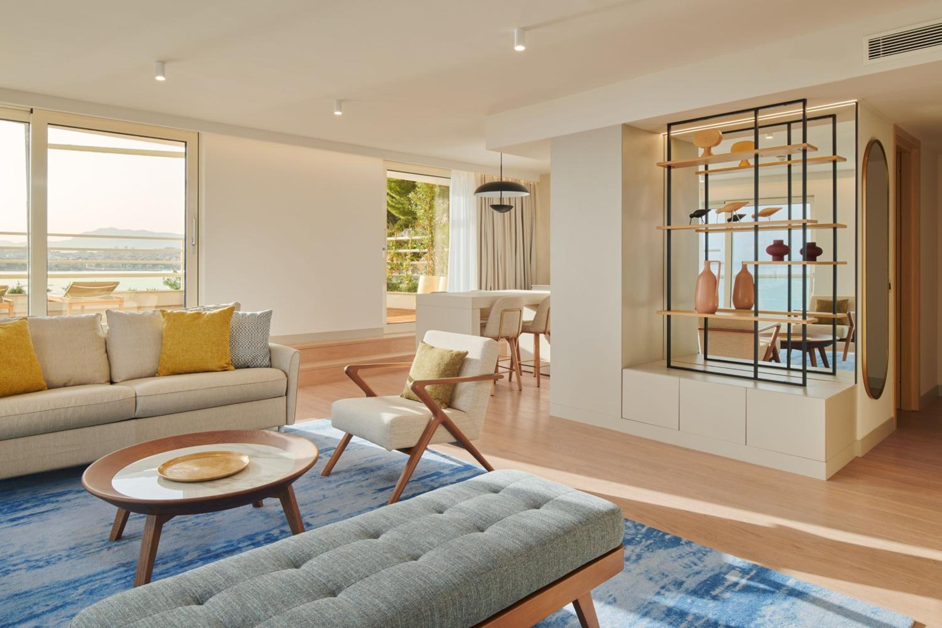 Terrace Suite,  1 Bedroom Suite with Jacuzzi and Sea View photo 1
