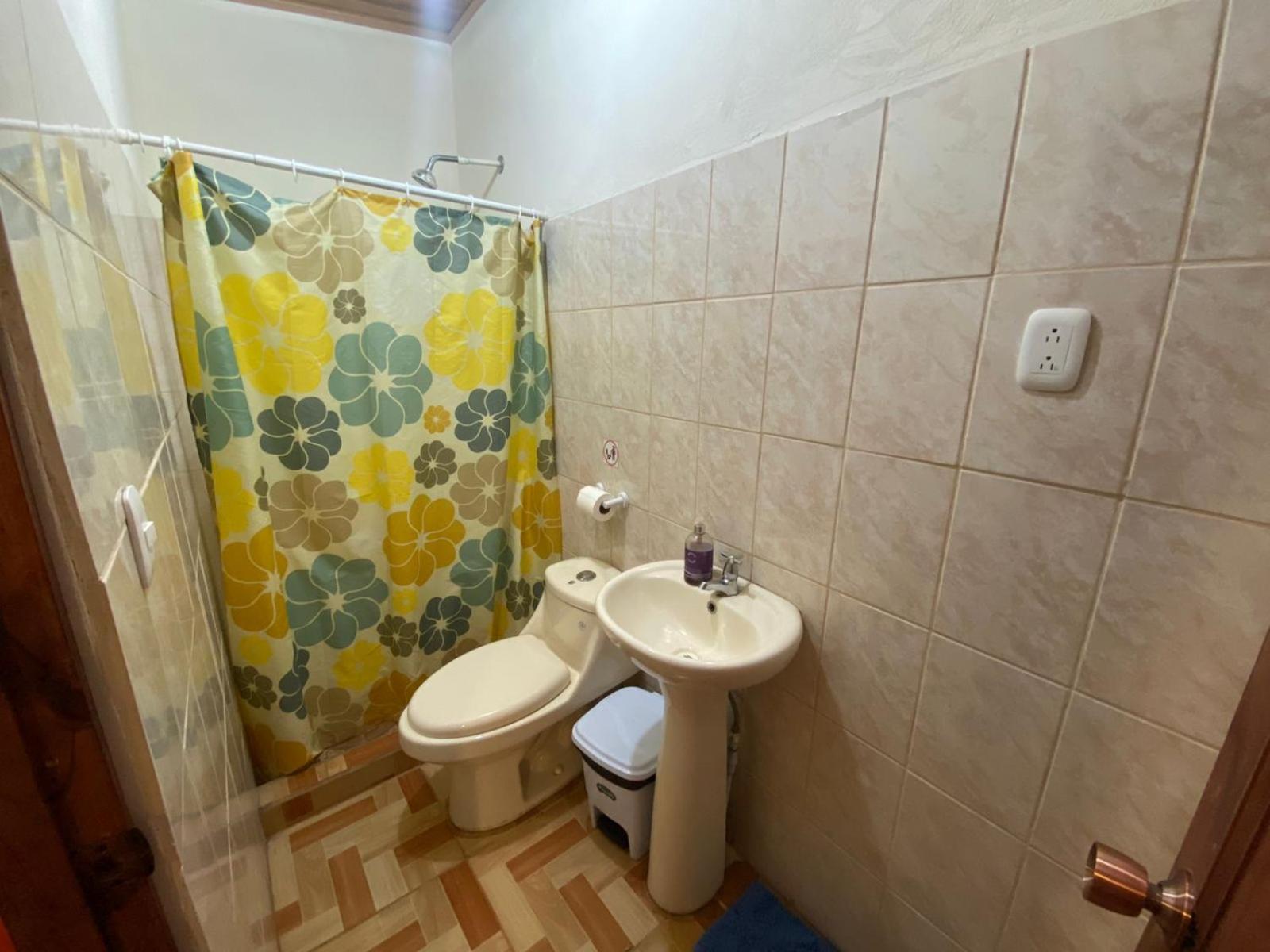Double or Twin Room with Private Bathroom photo 2