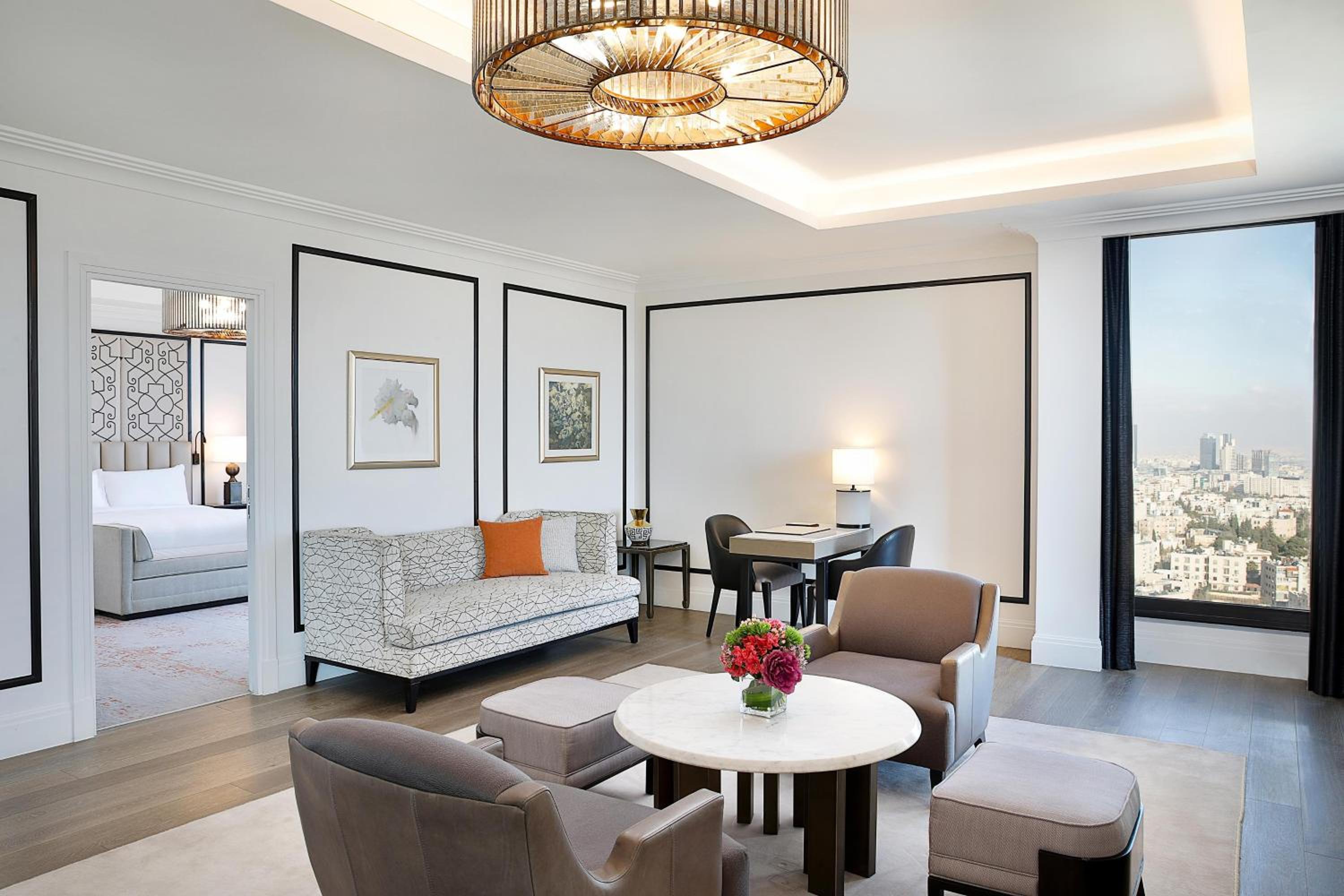 Caroline Astor Suite, 1 Bedroom Suite, 1 King, Skyline view - Photo 1