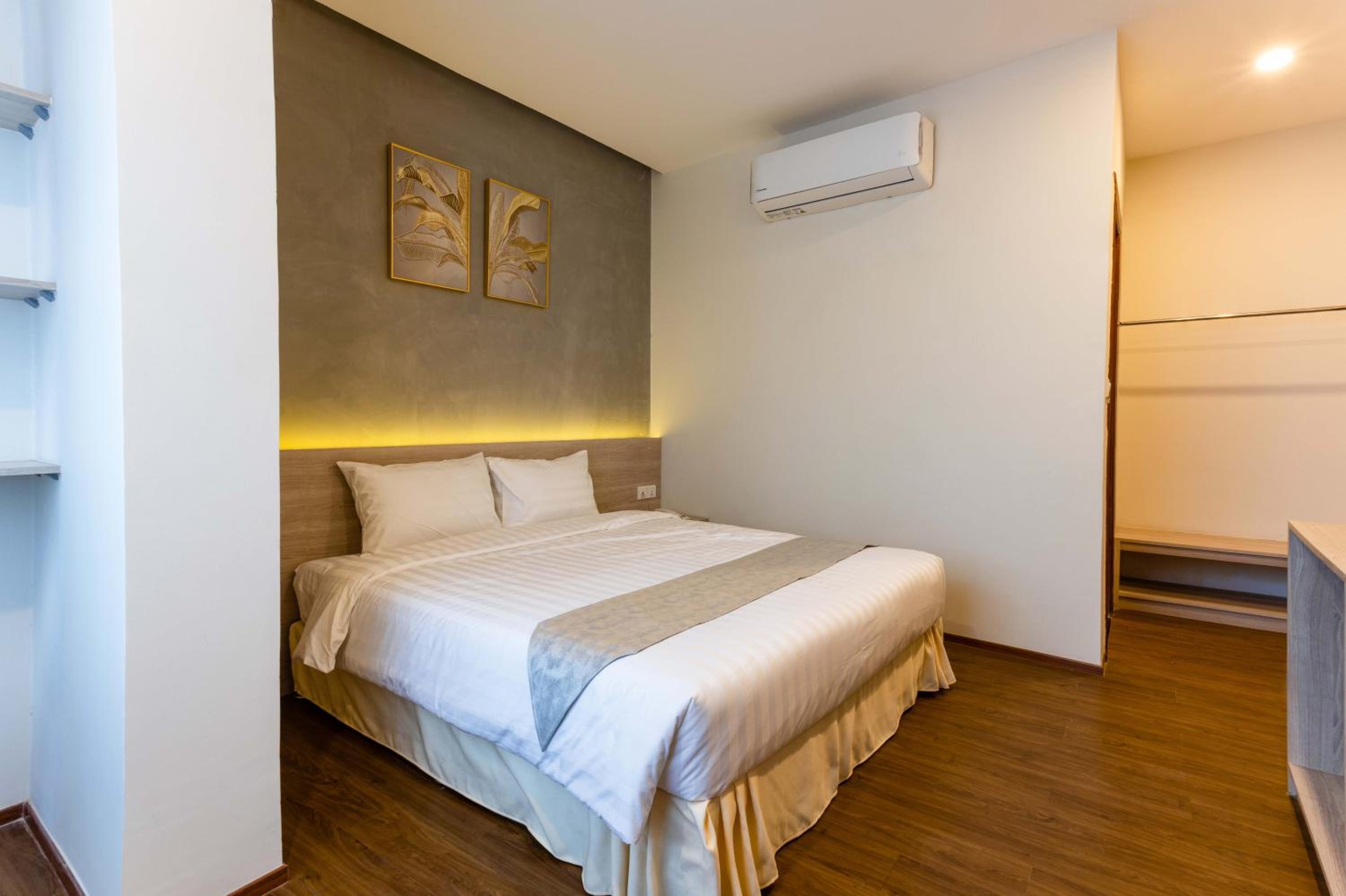 Deluxe Double Room - Photo 1