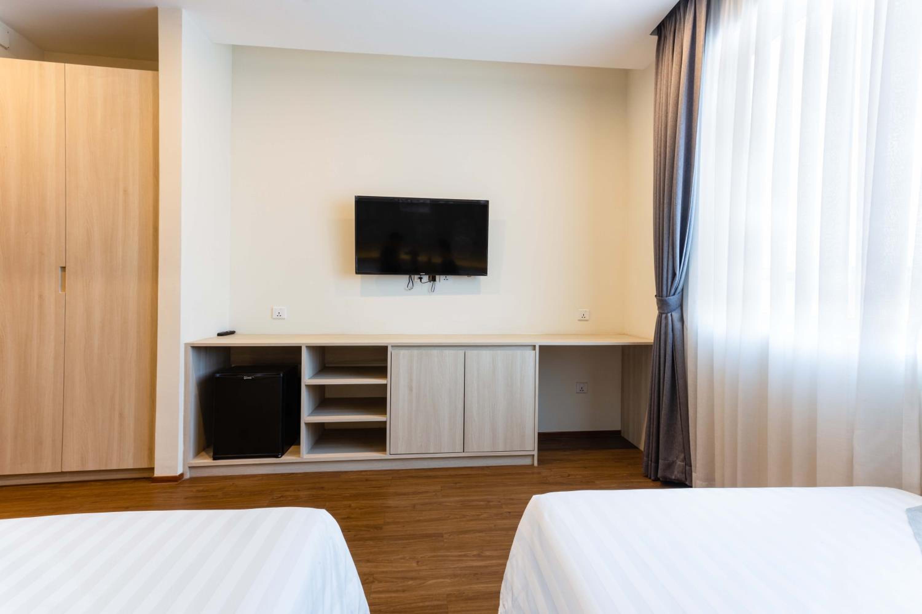 Deluxe Twin Room - Photo 9