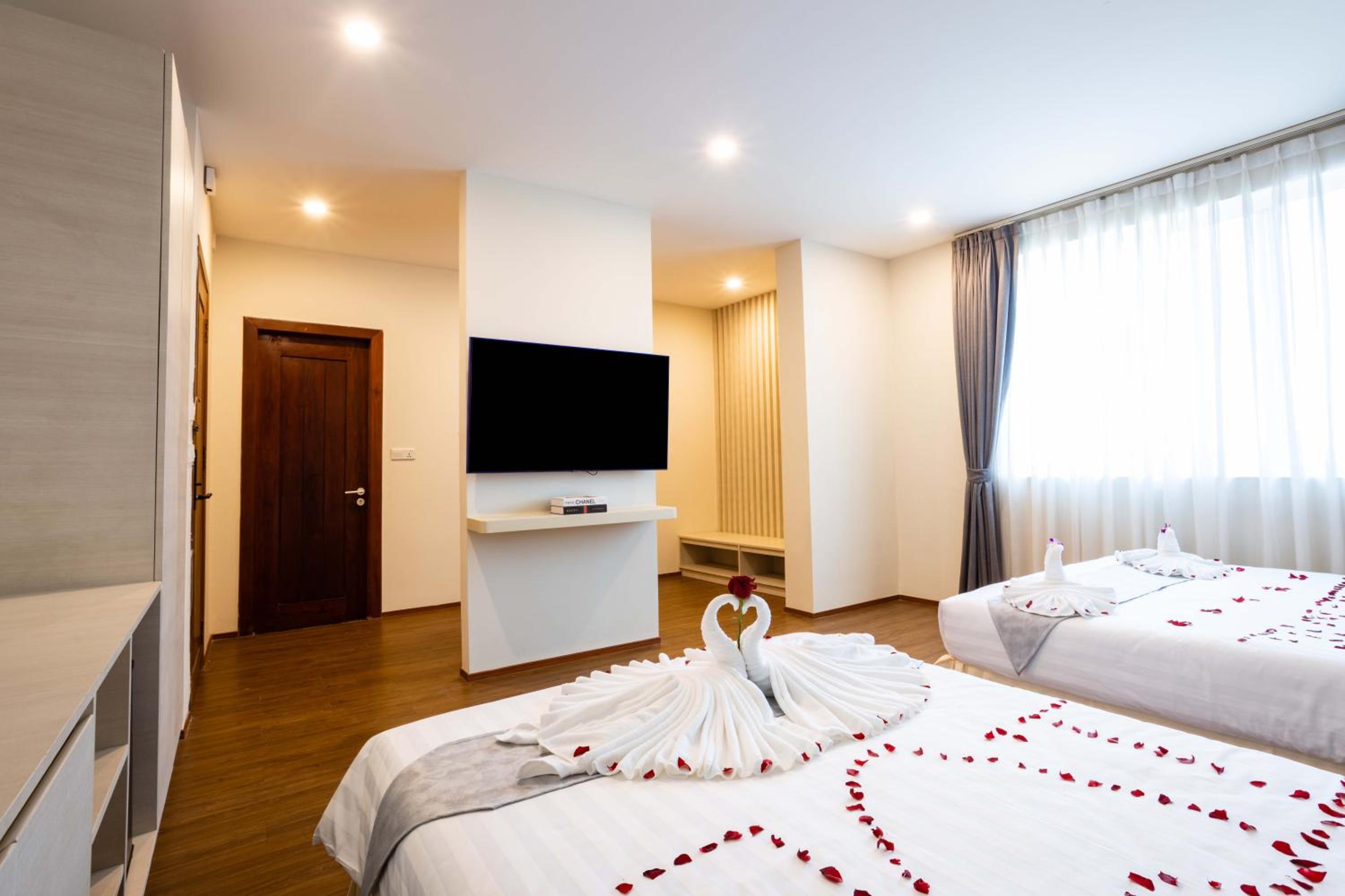 Superior Twin Room - Photo 6