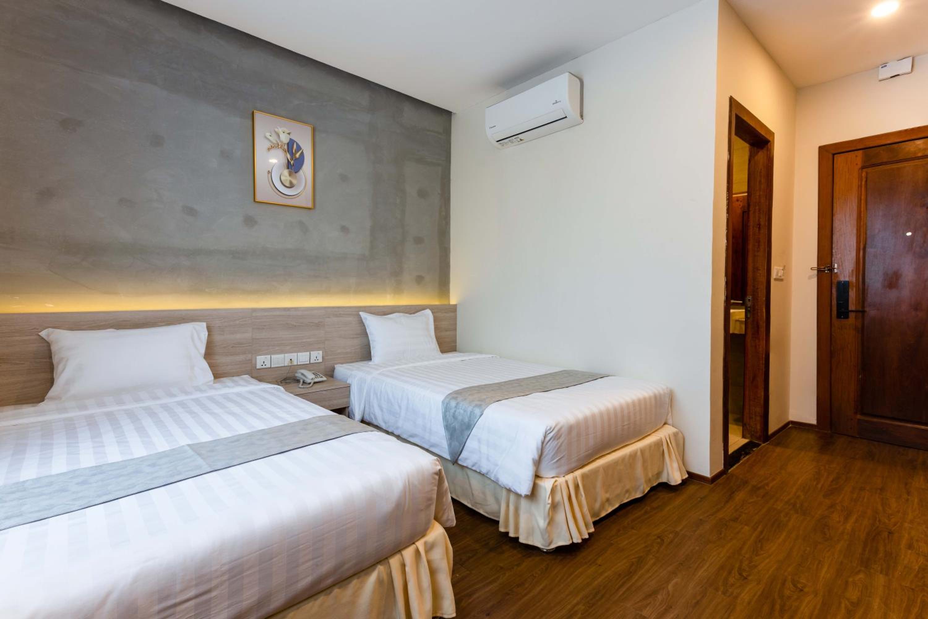 Deluxe Twin Room - Photo 3