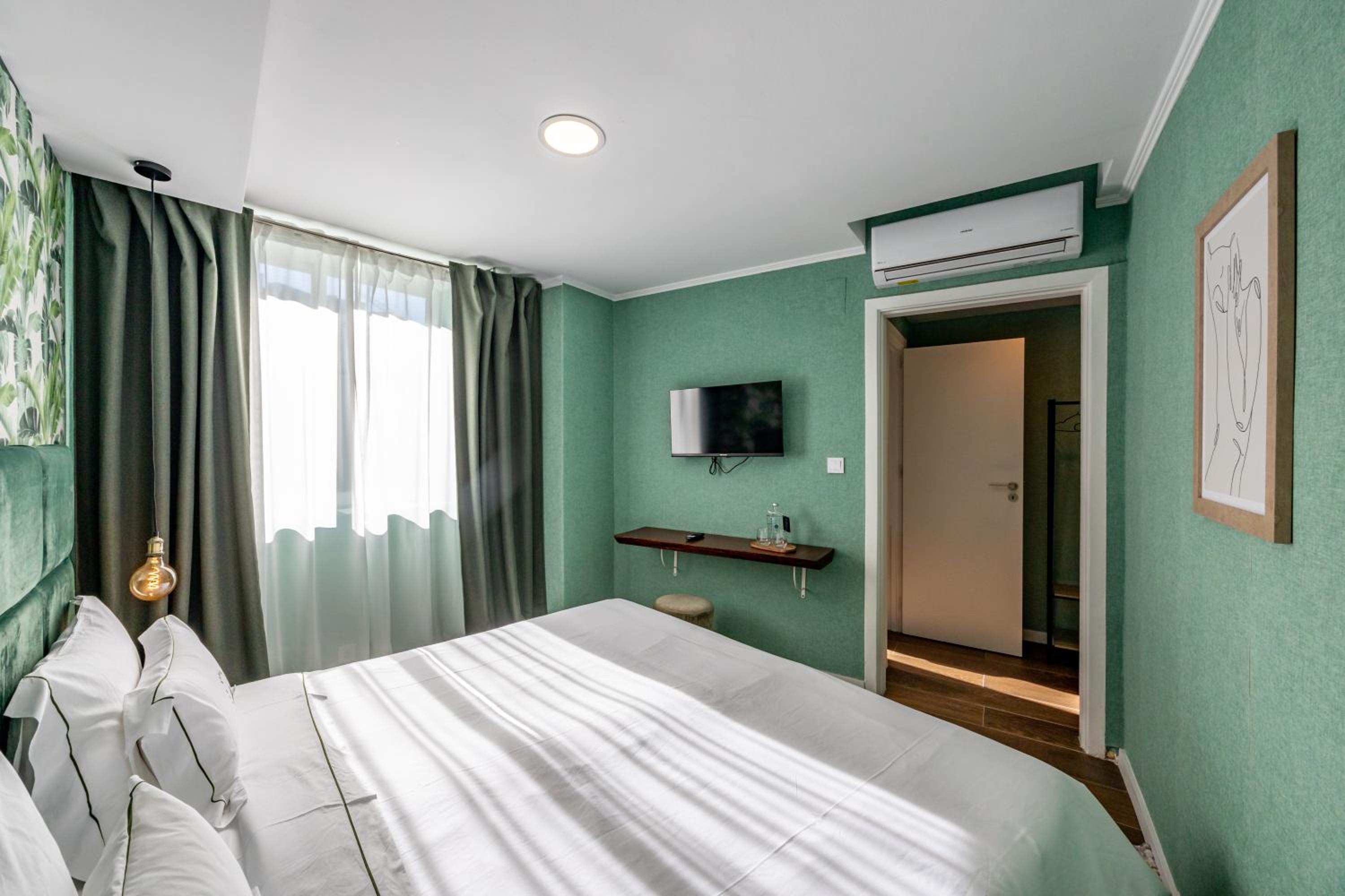 Double Room with Private Bathroom photo 2