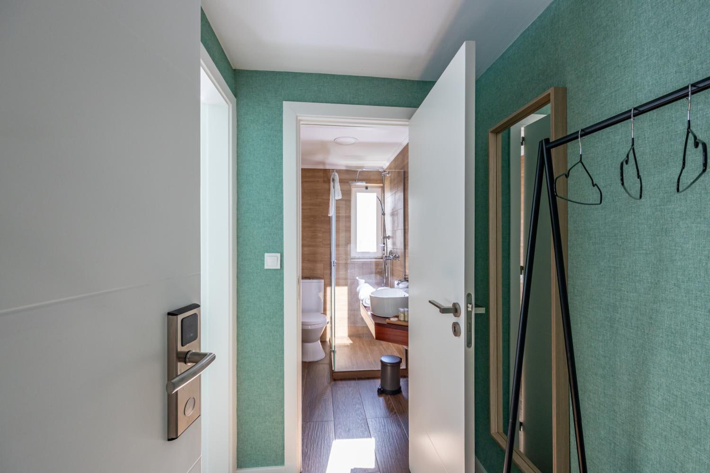 Double Room with Private Bathroom photo 2