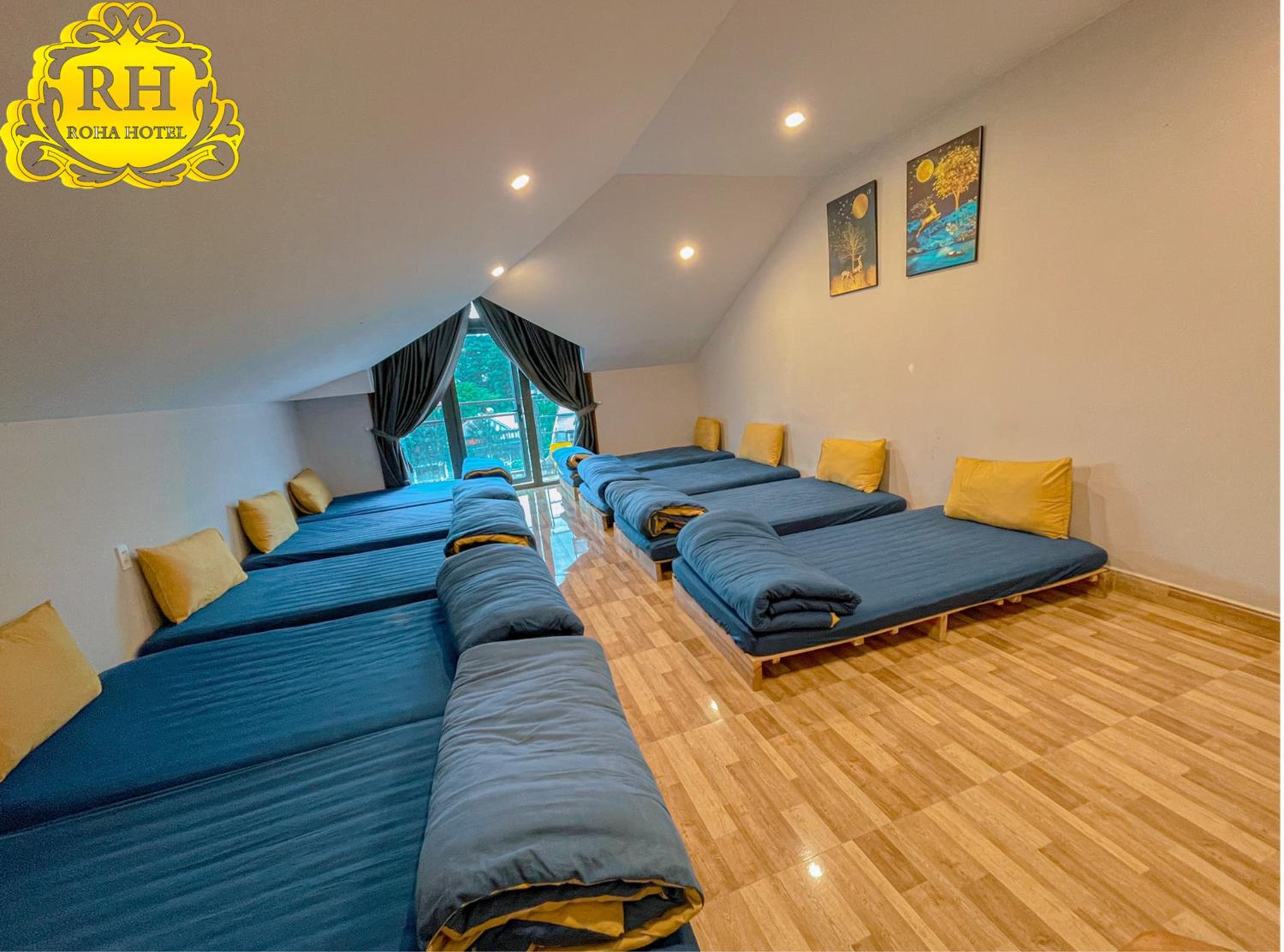 Single Bed In 10-Bed Dormitory Room