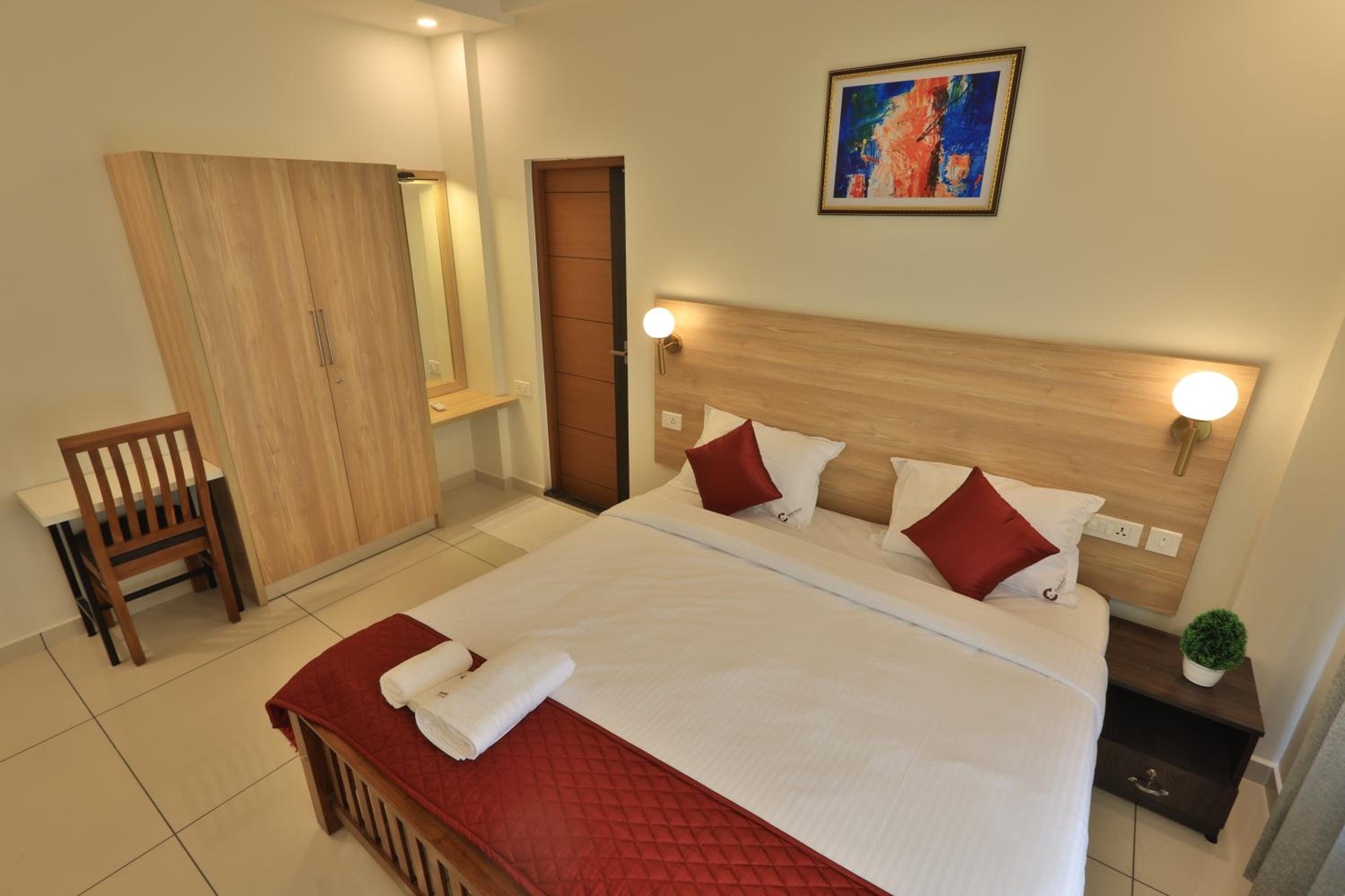 One-Bedroom Apartment - Photo 13