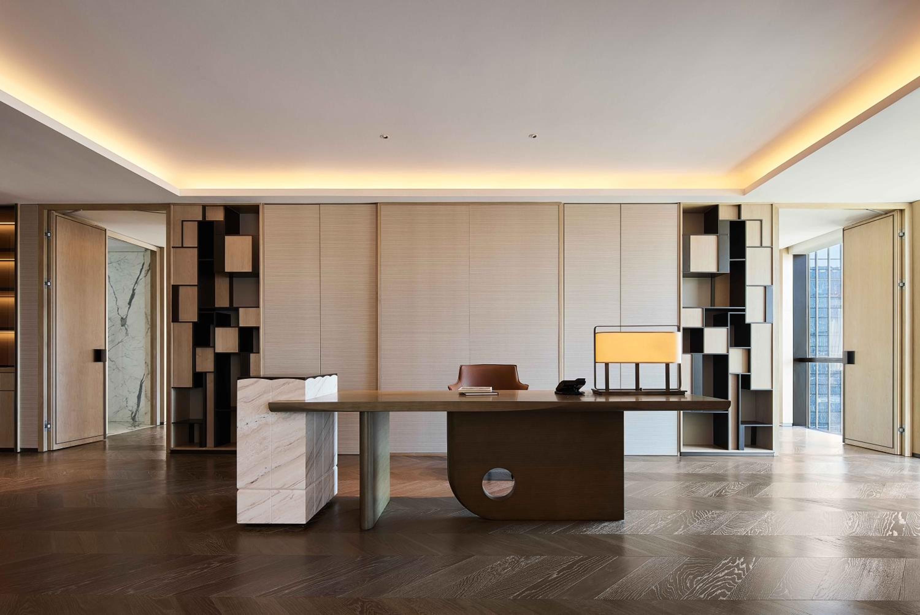 Royal Suite - Photo 3