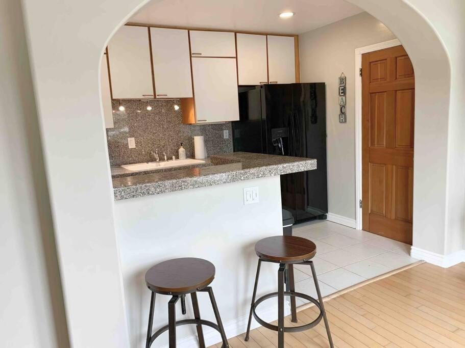 Two-Bedroom House photo 3