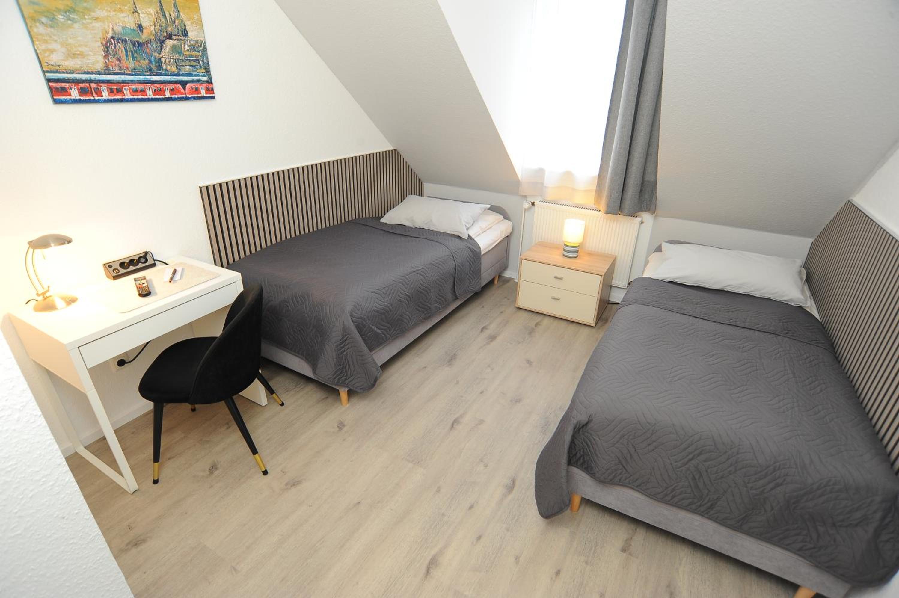 Double or Twin Room with Shower