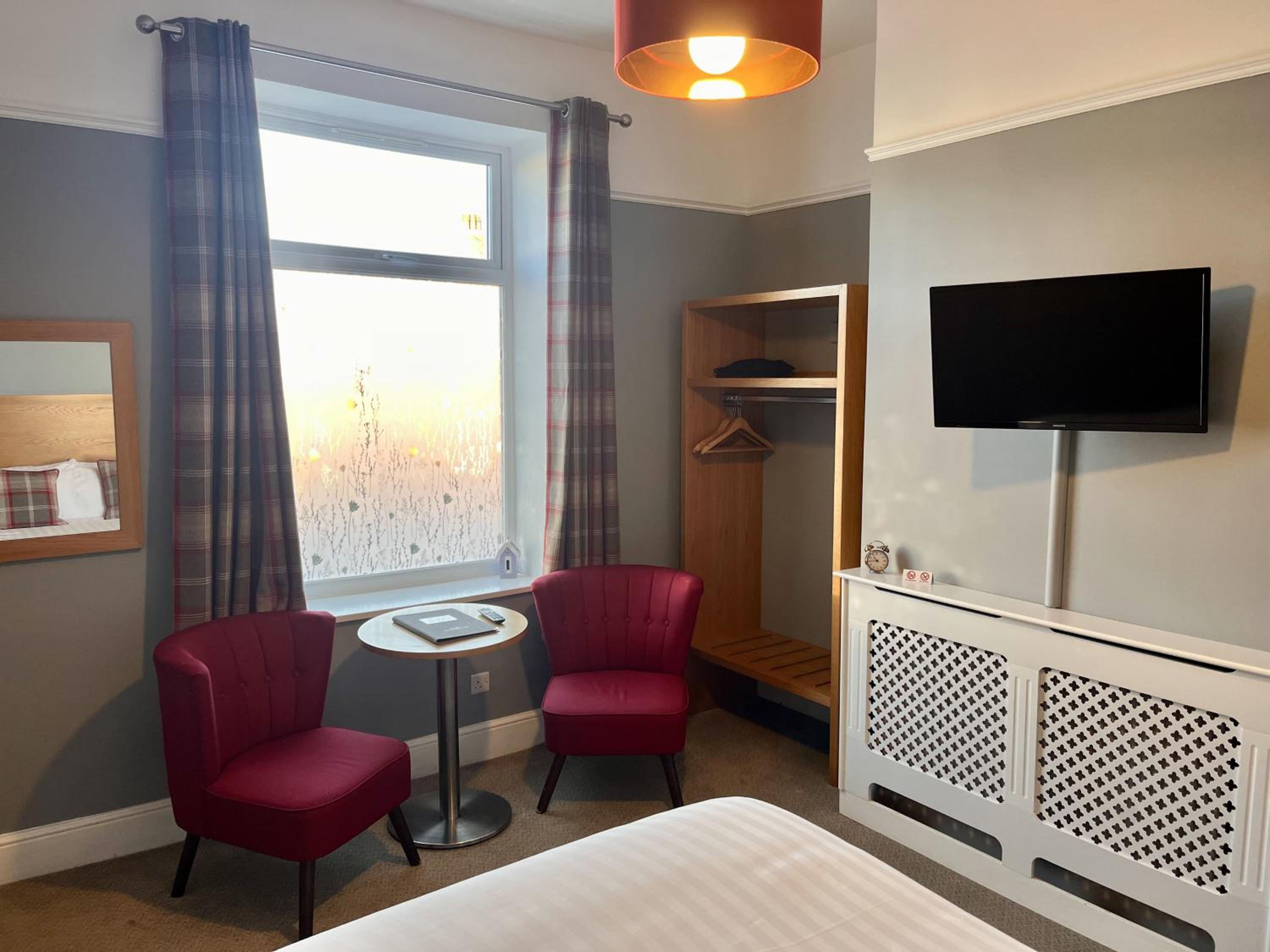 Double Room with Private Bathroom