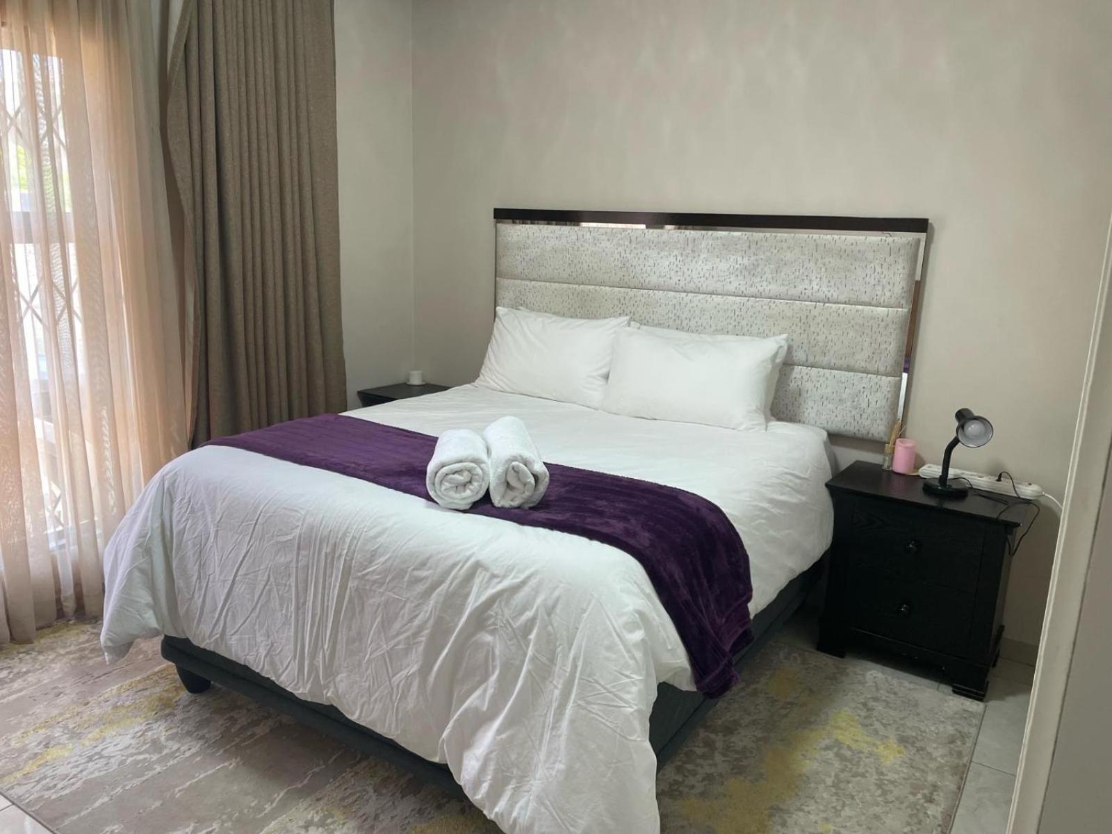 Standard Queen Room photo 1
