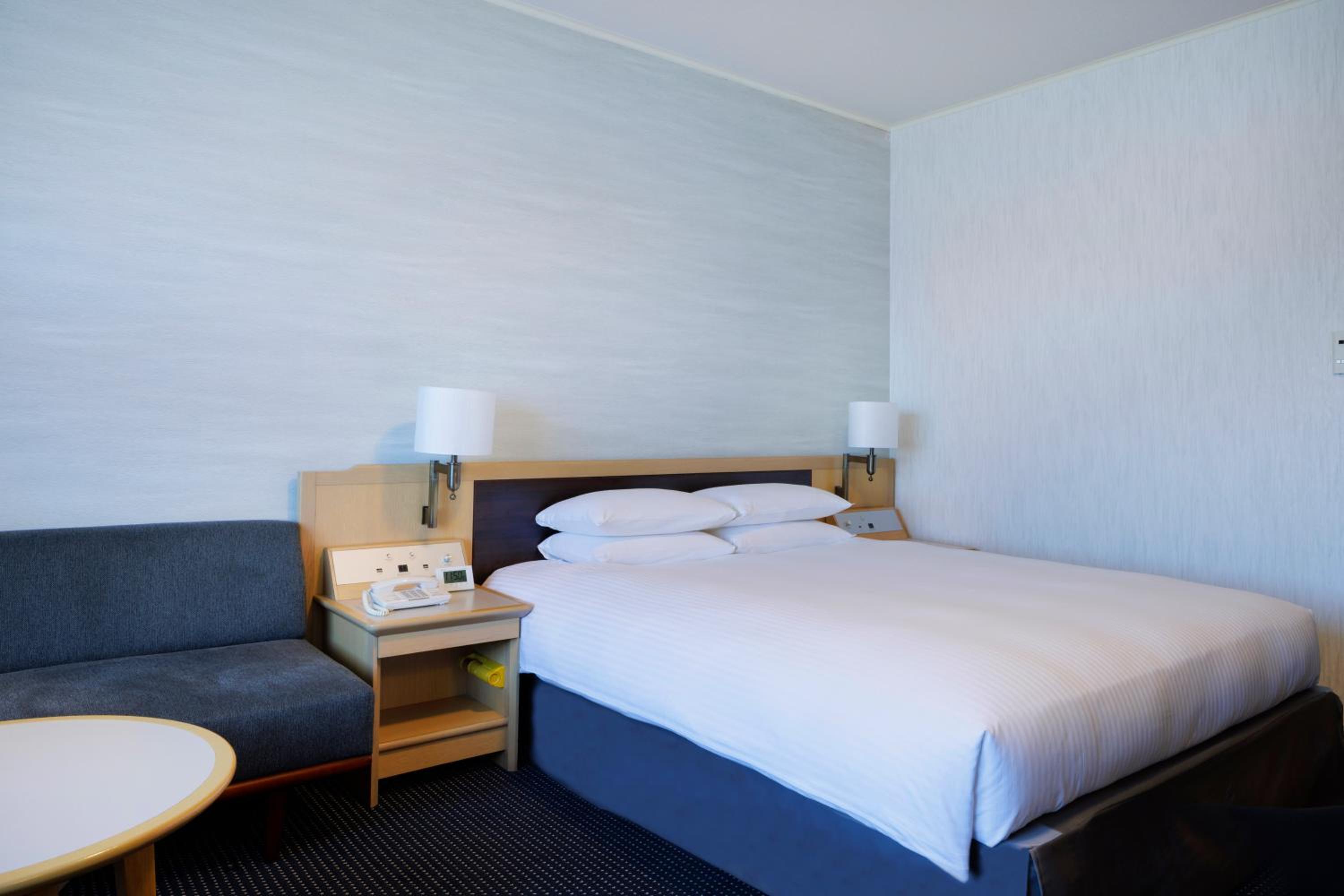 Superior Double Room - Non-Smoking - Annex - Photo 3