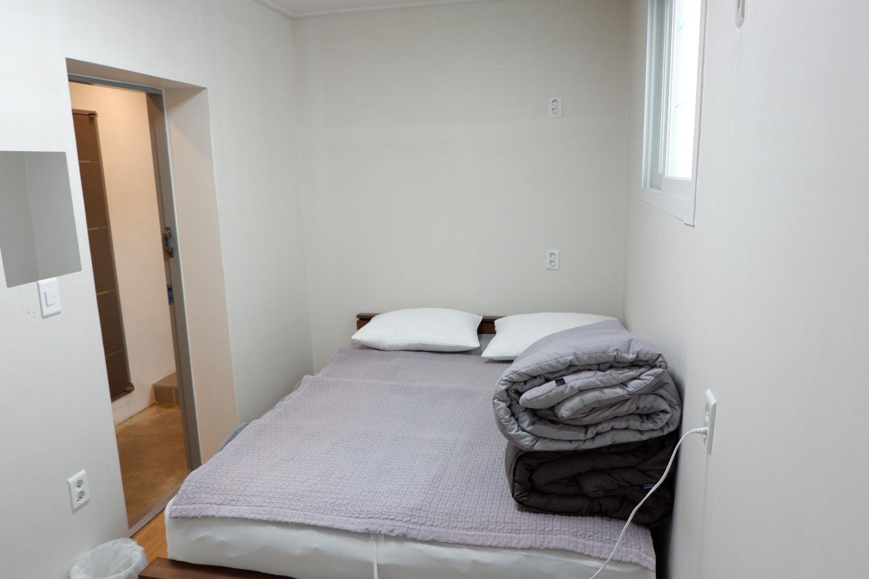Double Room with Private Bathroom photo 1