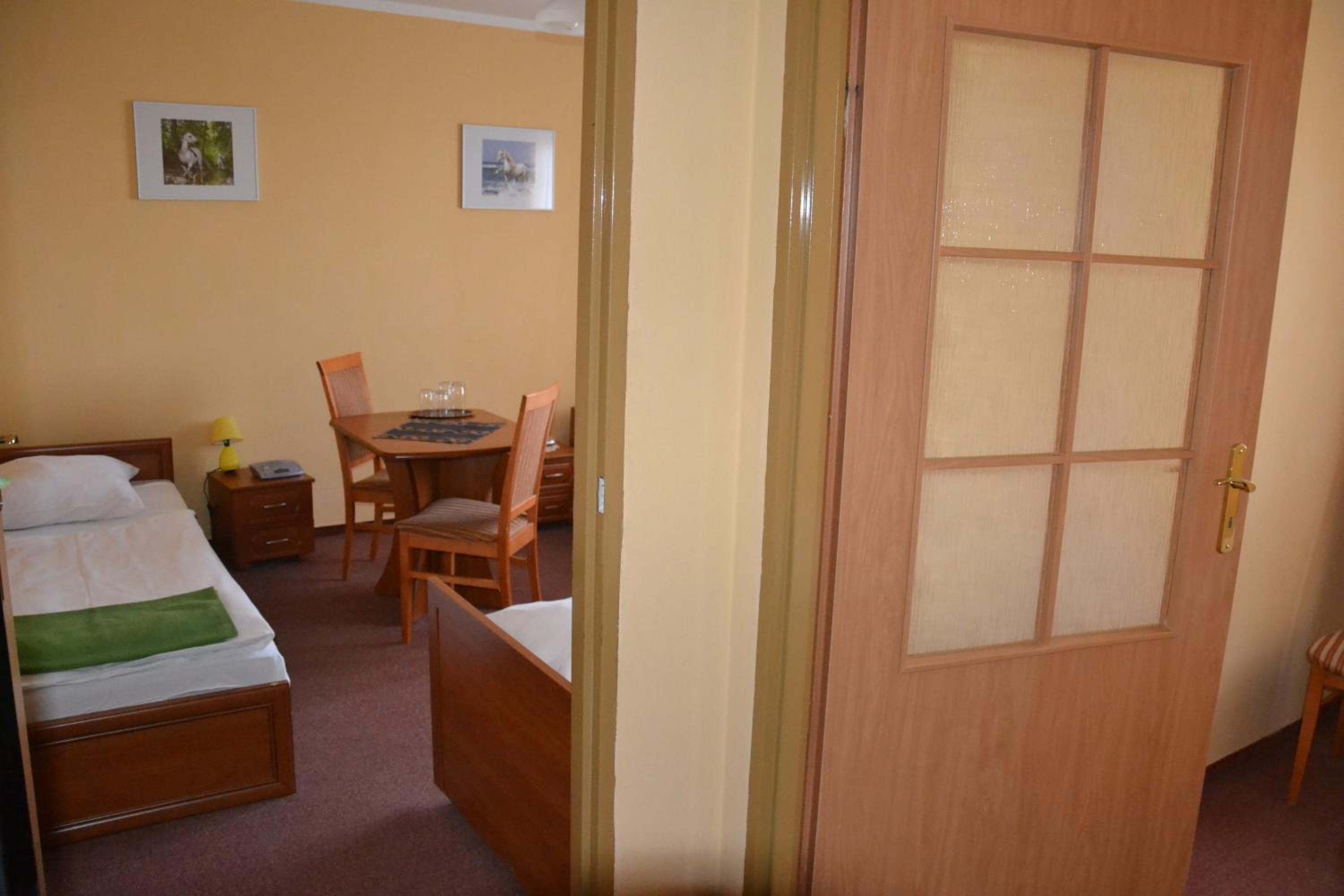 Apartment - Ground Floor photo 1
