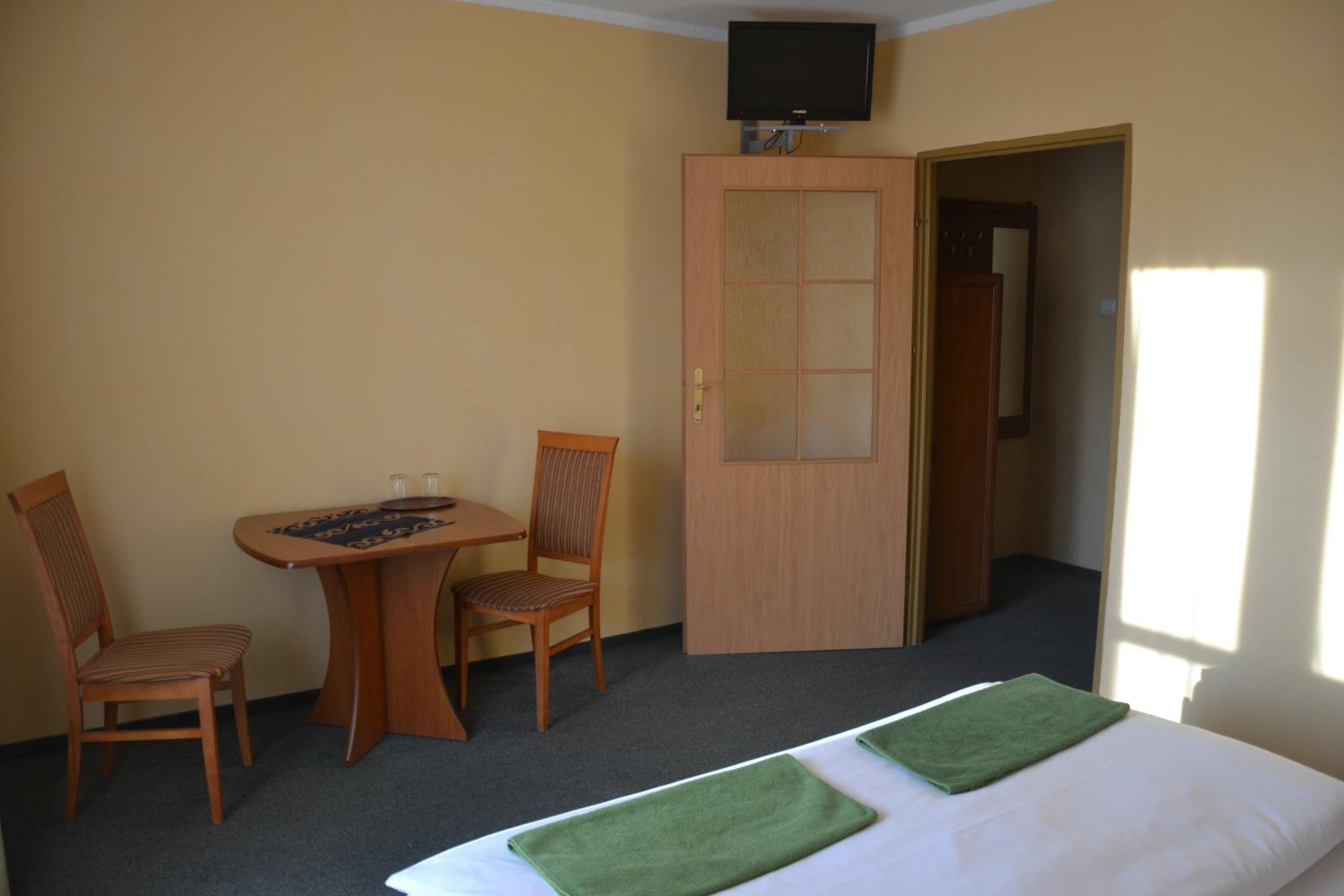 Double Room photo 3
