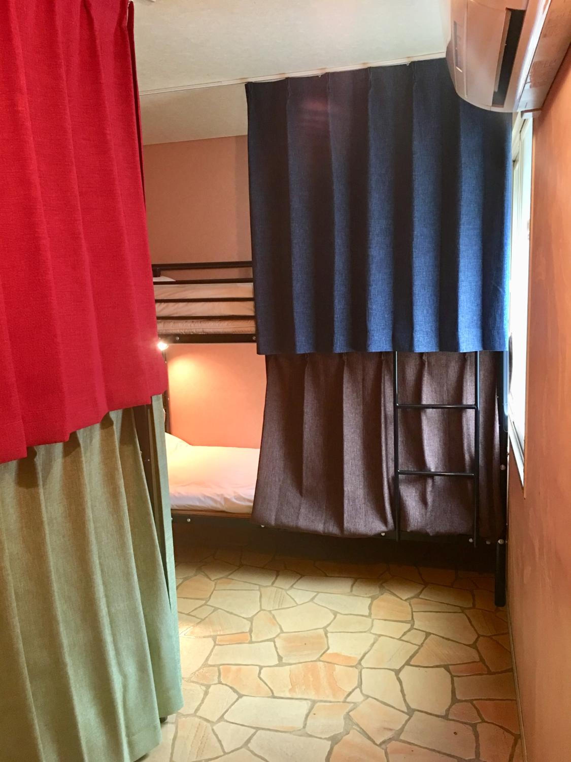 Bunk Bed in Mixed Dormitory Room