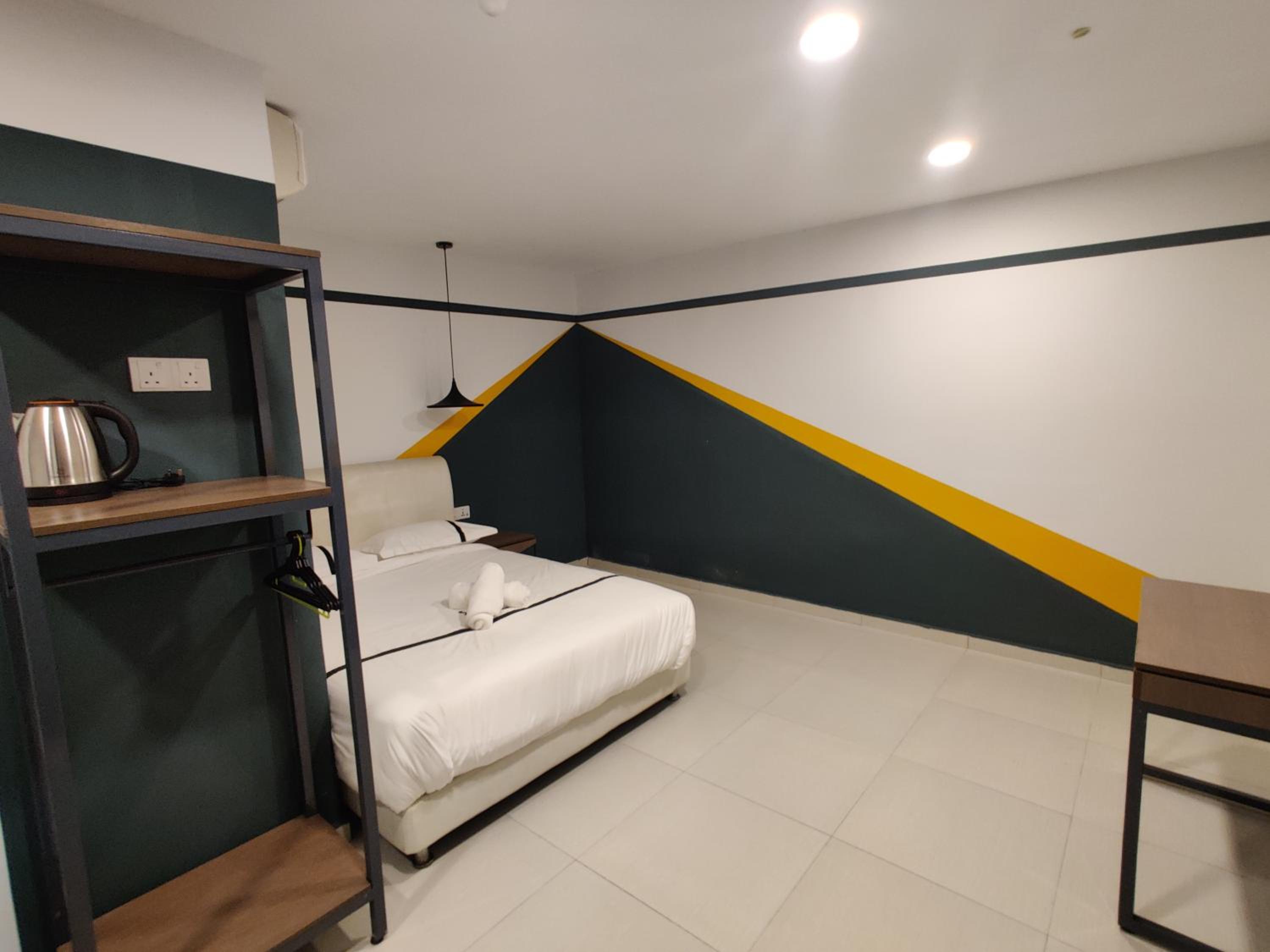 Double Room - Photo 2