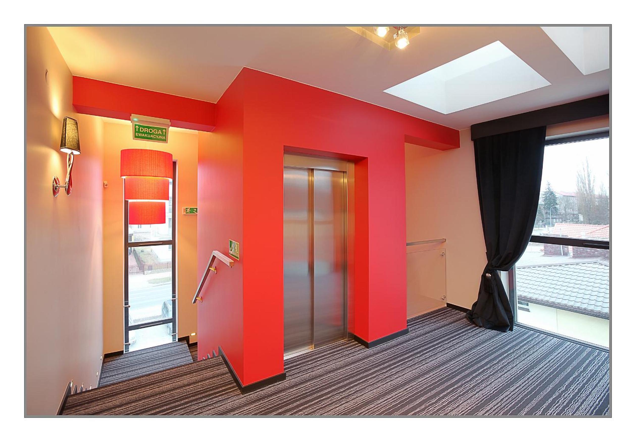 Single Room - Disability Access photo 3