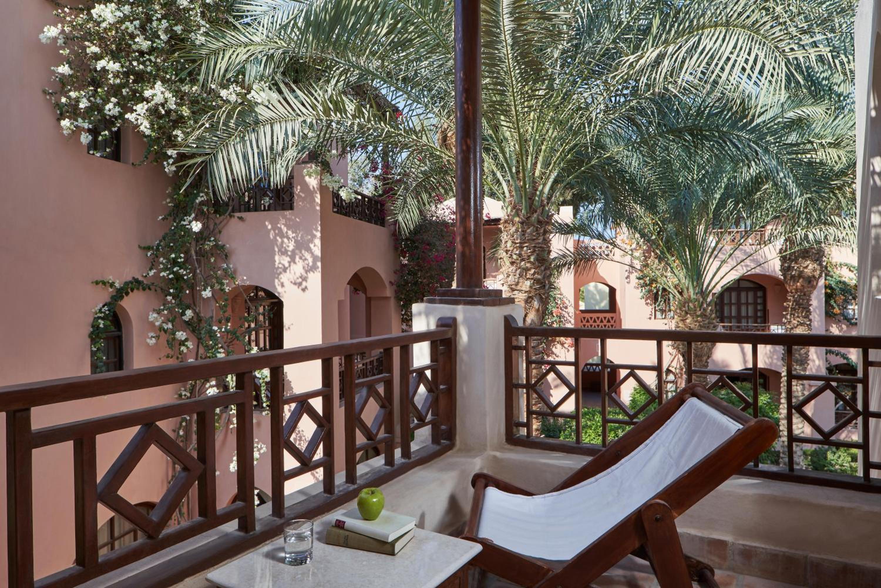 Premium Garden view Terrace - Photo 7