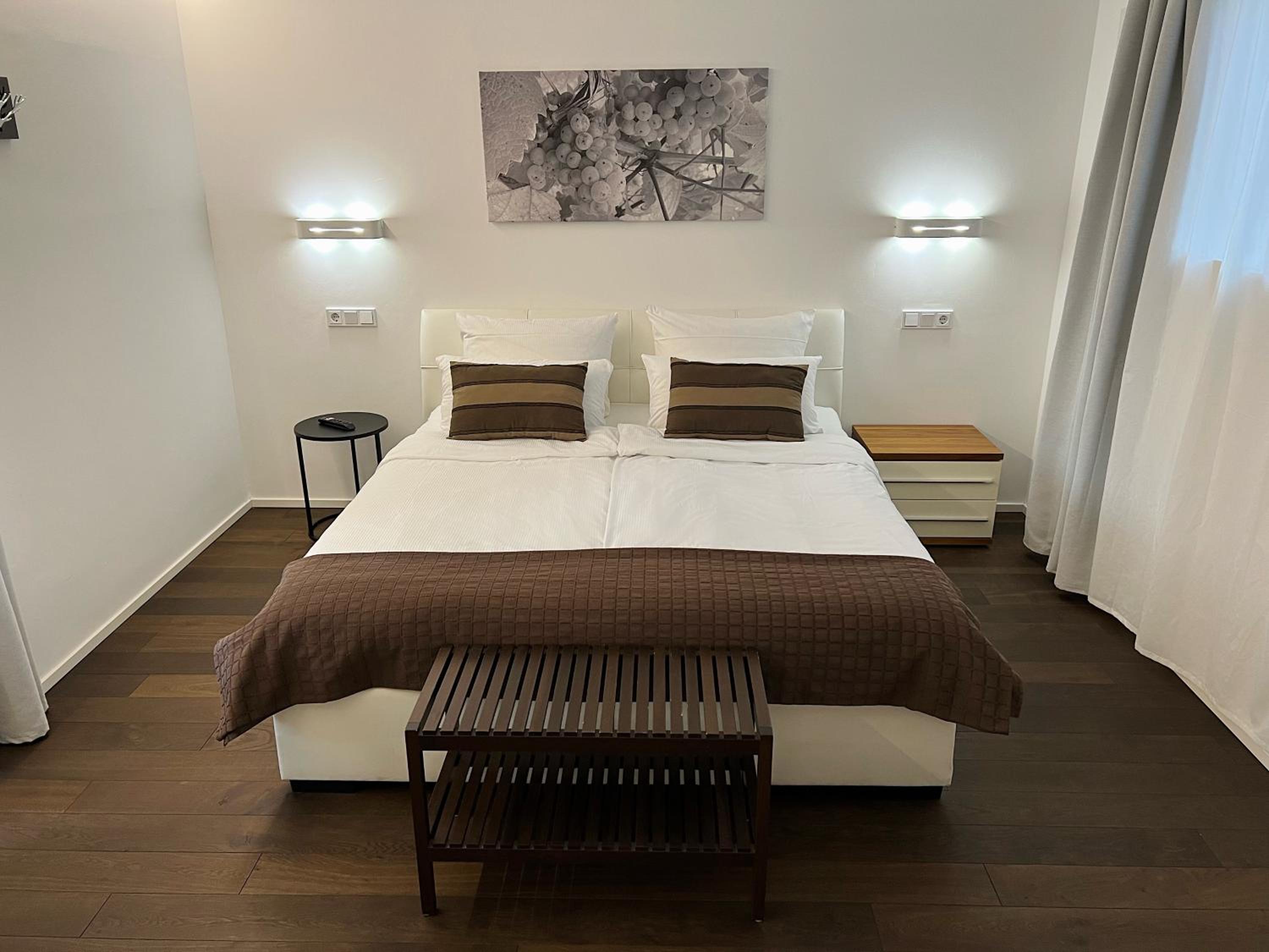 Junior Suite with Pool View