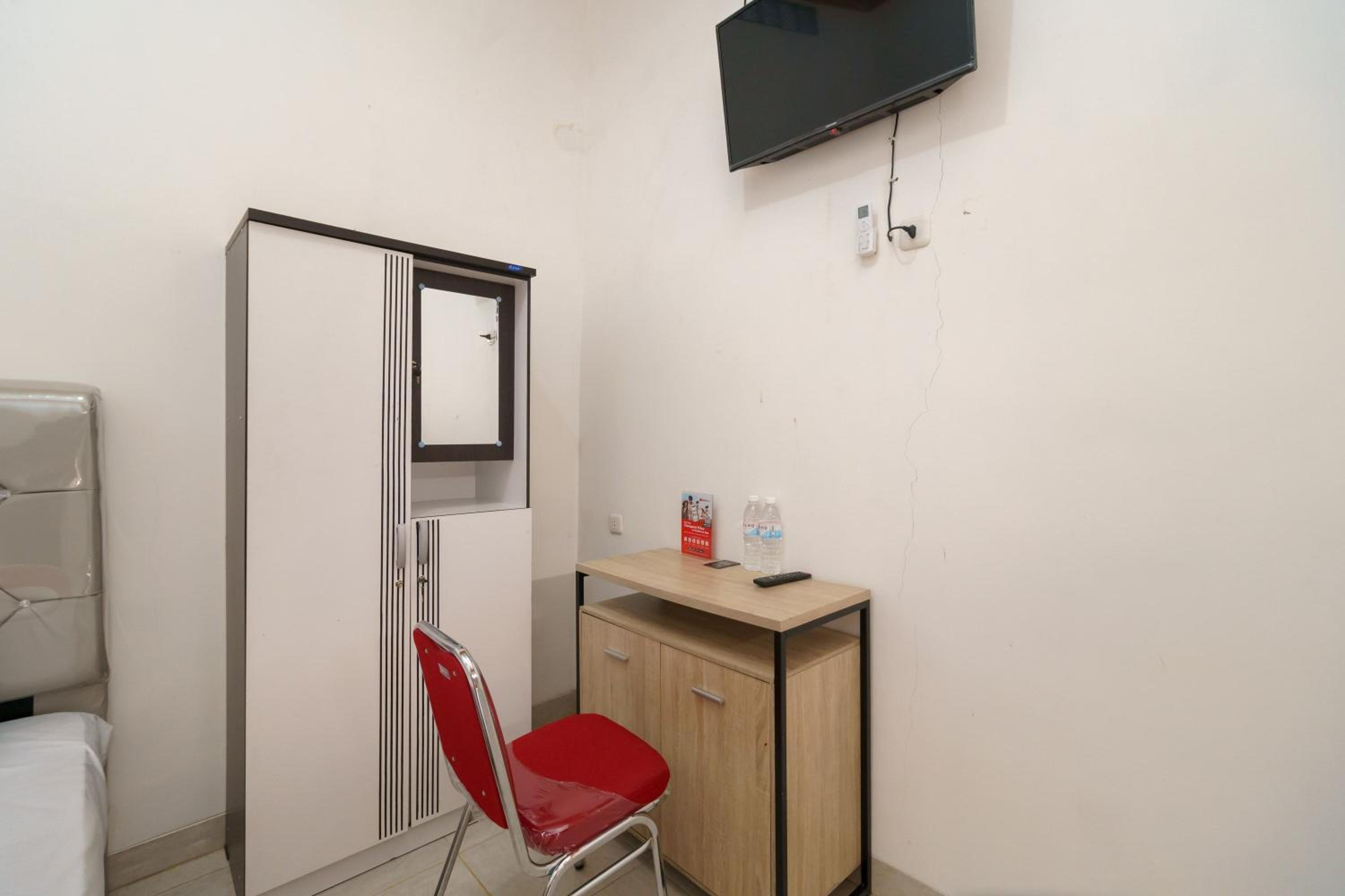 Standard Double Room - Photo 3