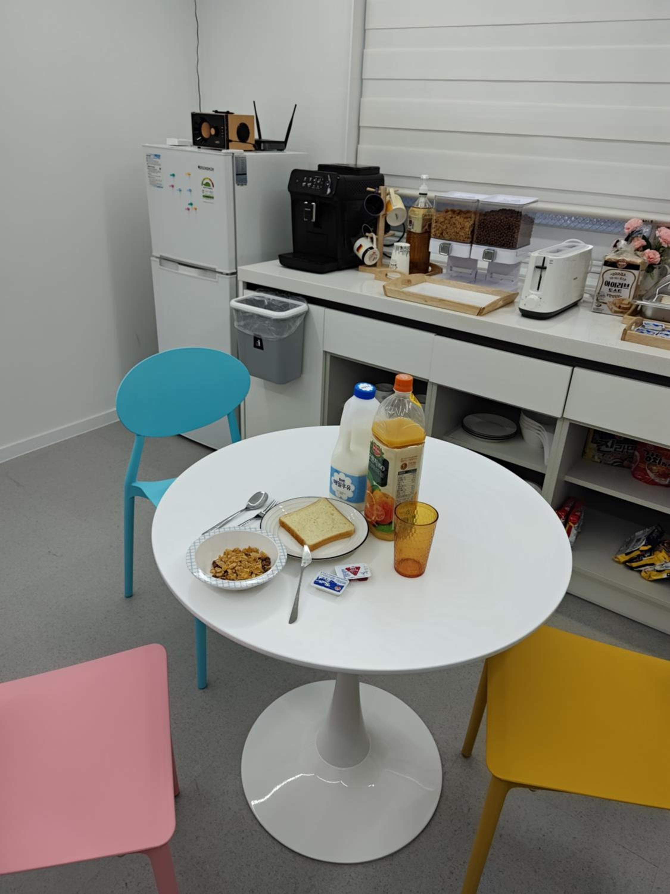 Single Room photo 3