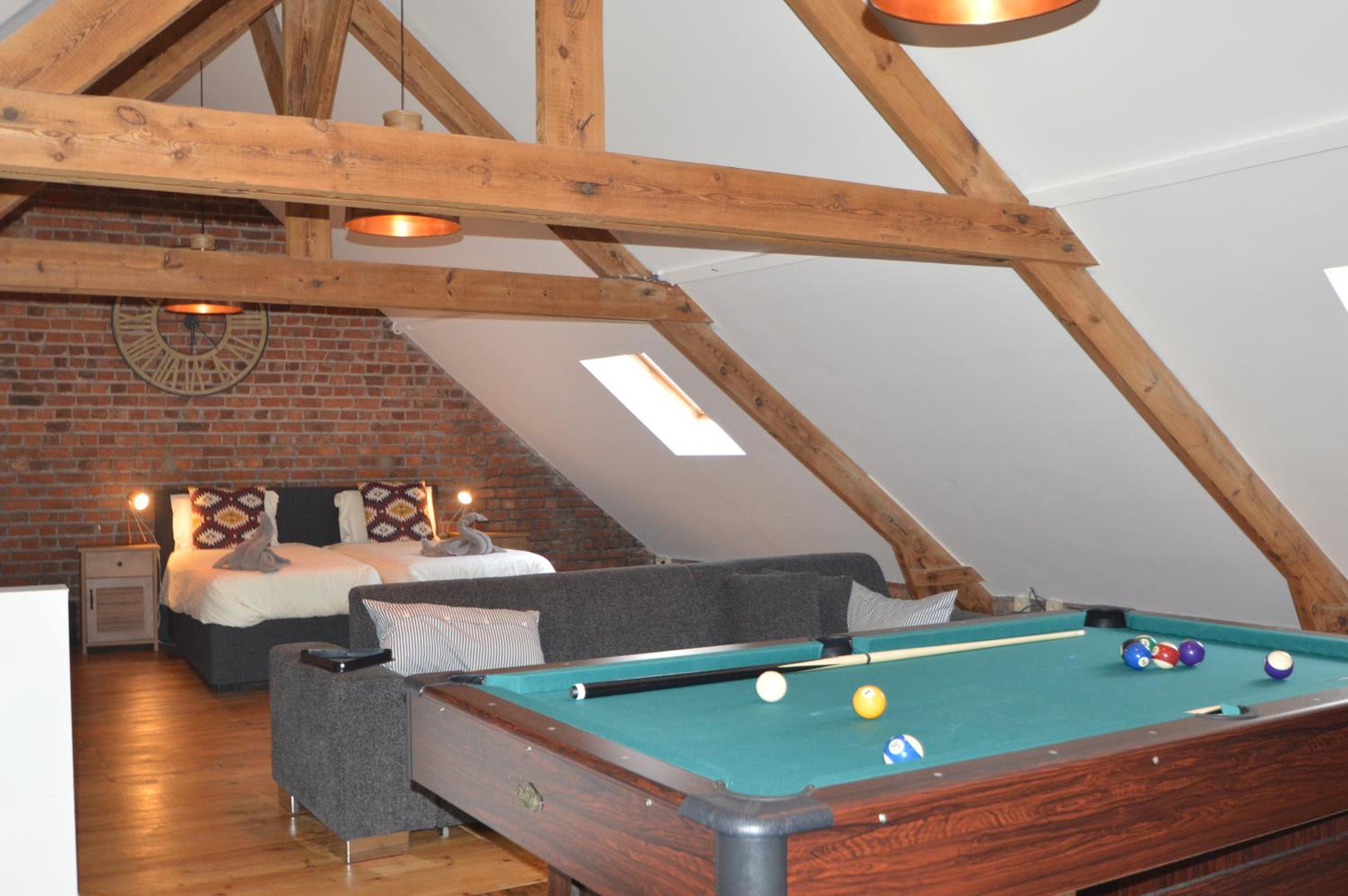 Four-Bedroom House photo 2