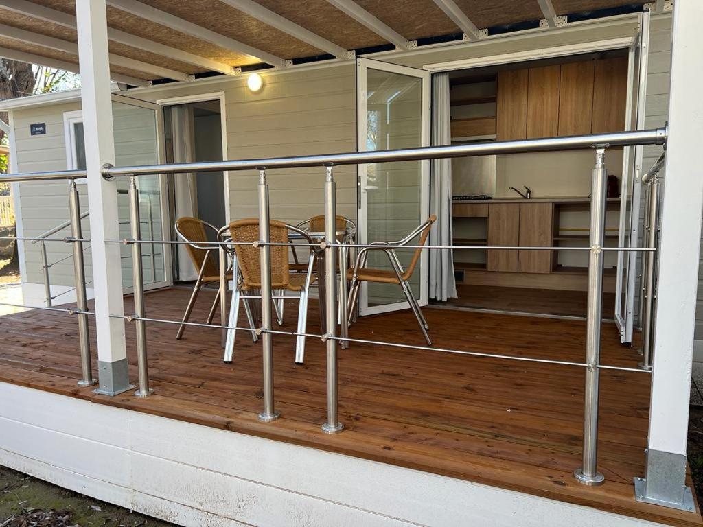 Superior Bungalow - Photo 3