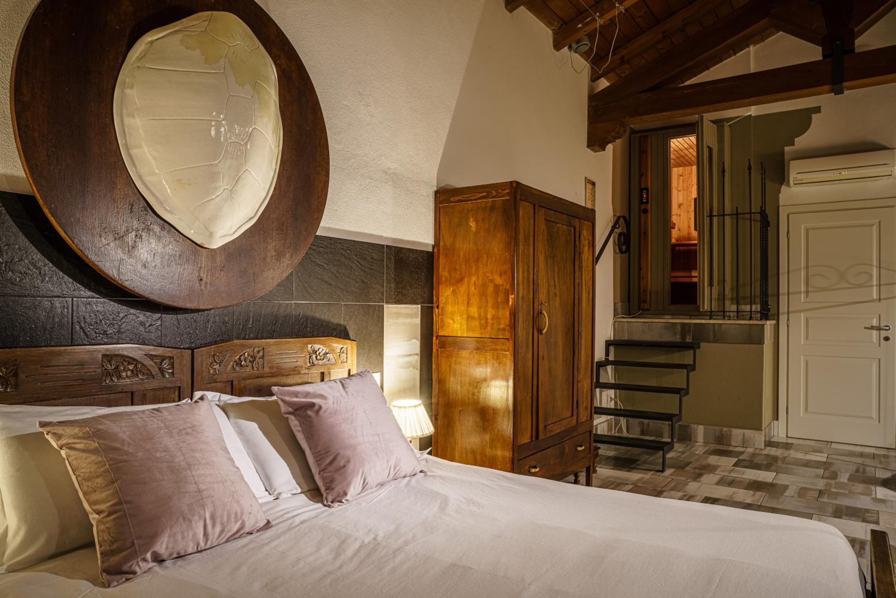 Suite with Sauna - Photo 4