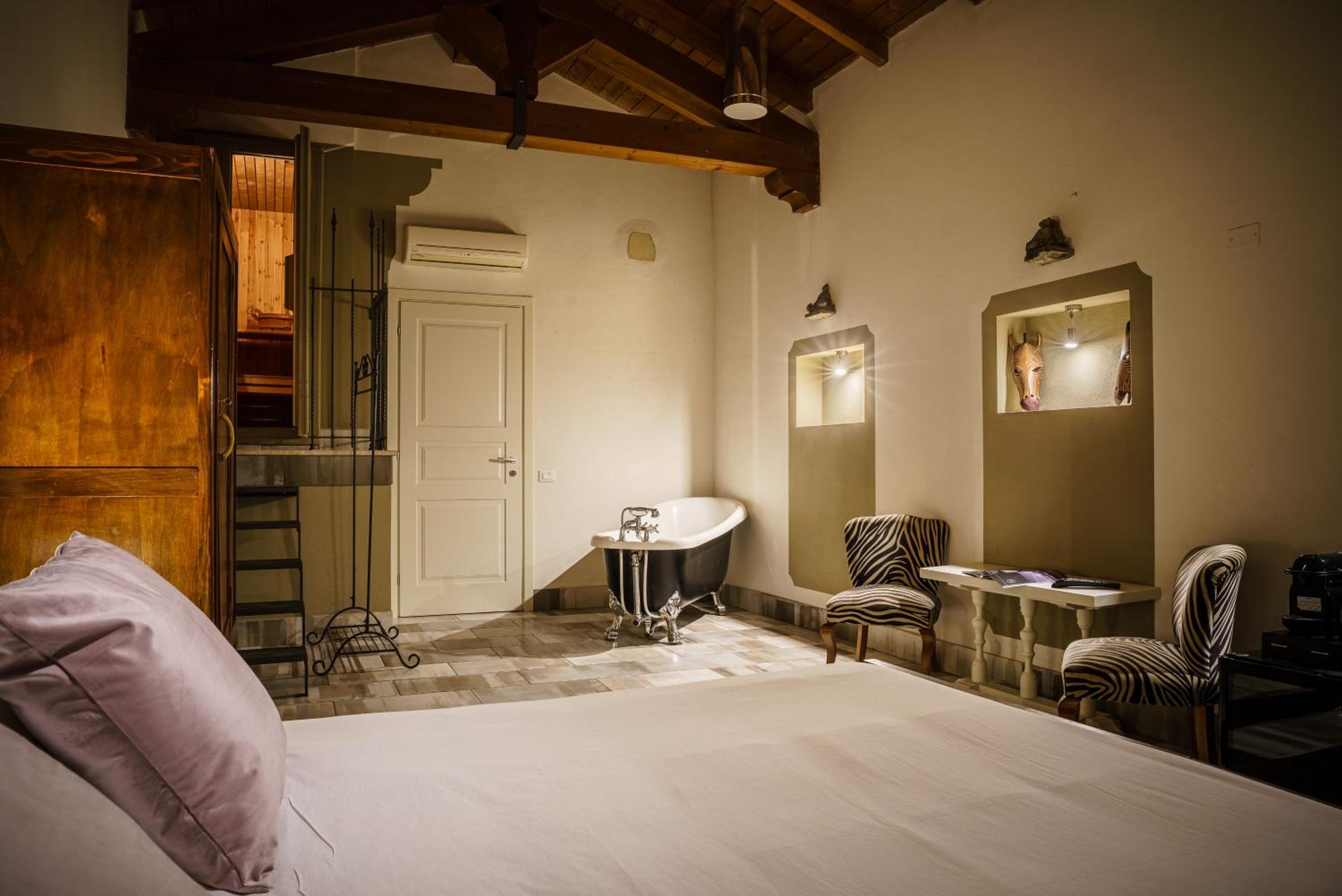 Suite with Sauna - Photo 3