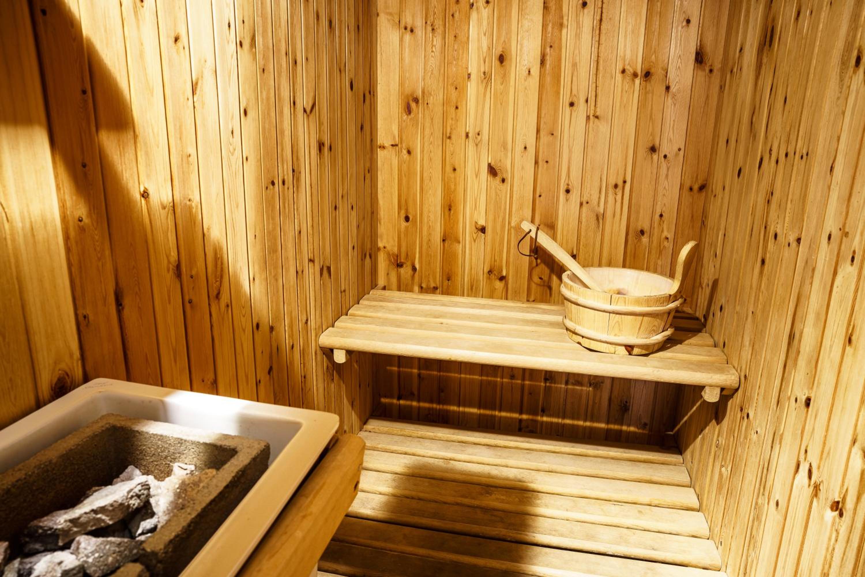 Suite with Sauna - Photo 12