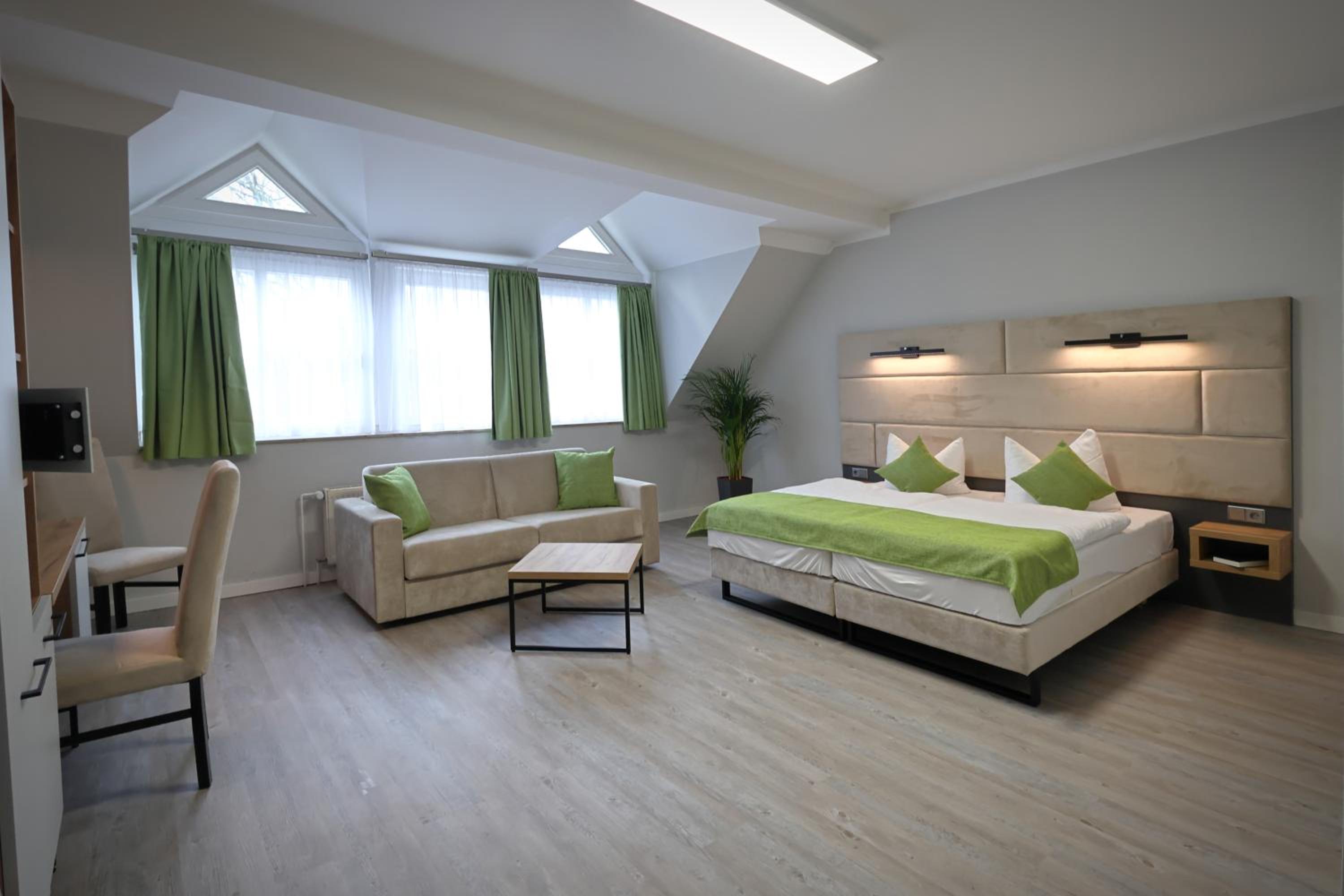 Family Room photo 2
