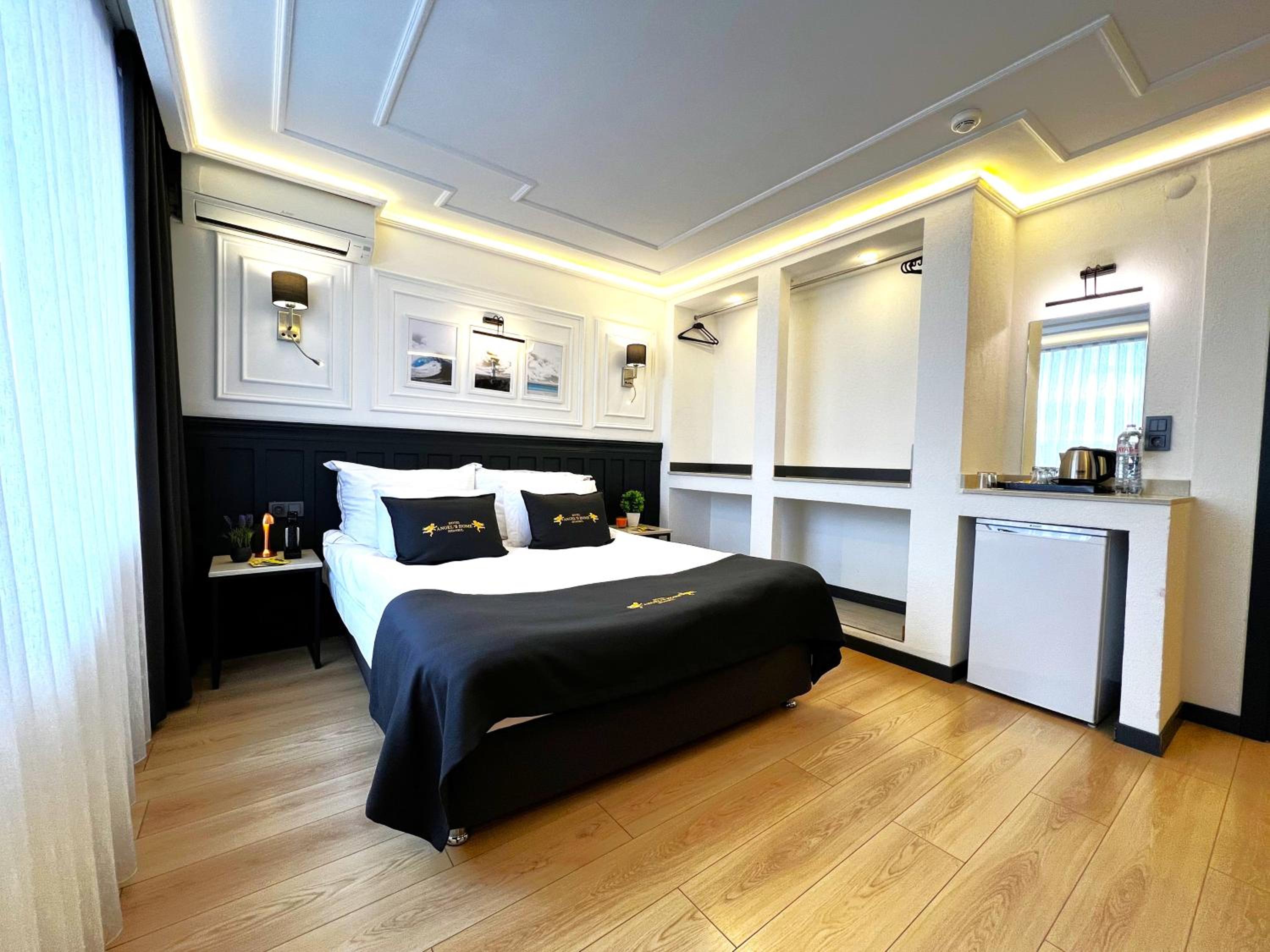 Connected Family Suite with private Hammam and Balcony photo 1
