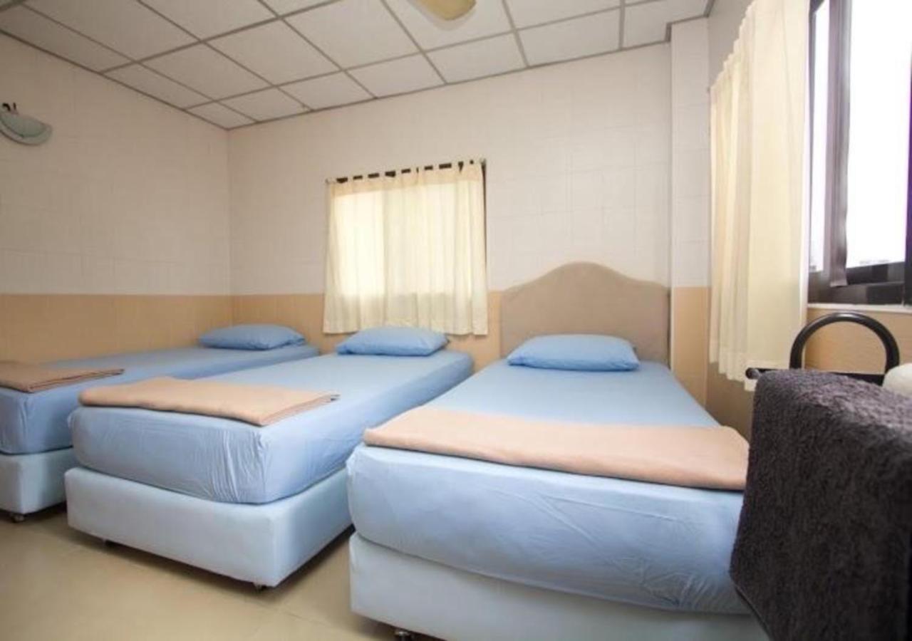 Triple Room with Private Bathroom photo 1