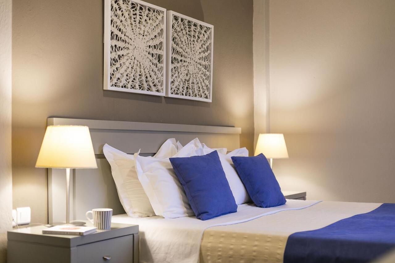 Double Room with Pool View