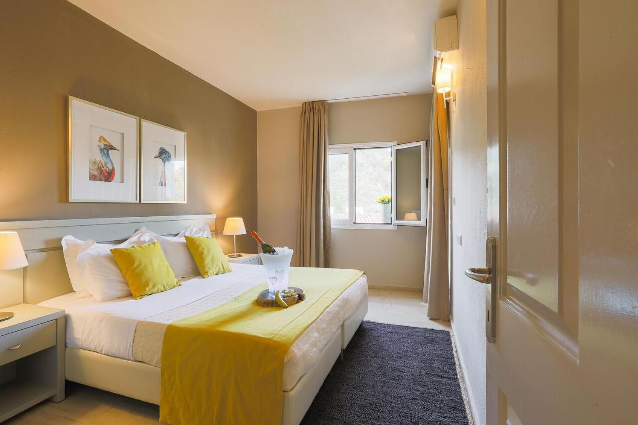 Suite with Sea View