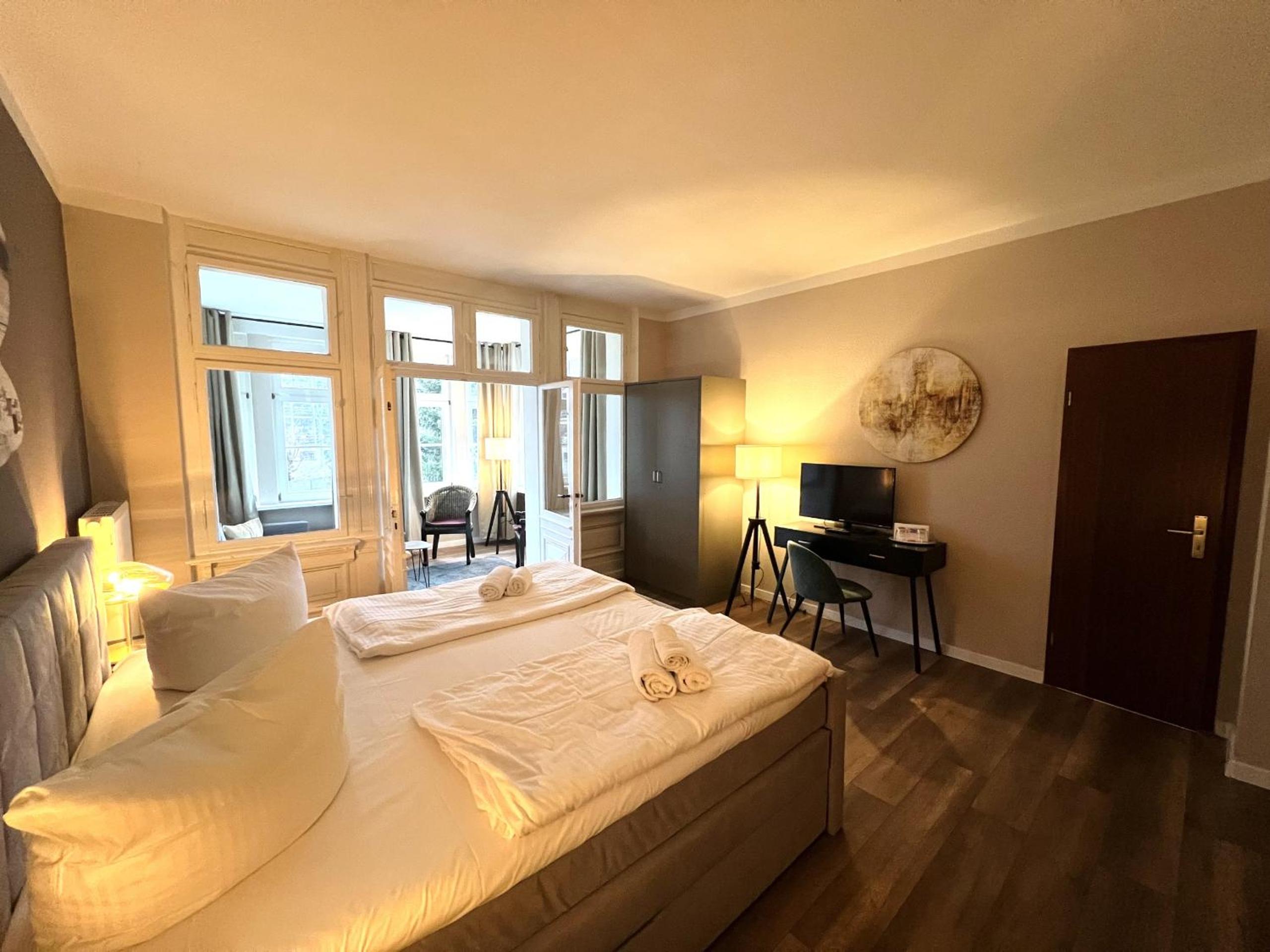 Deluxe Double Room - Photo 3