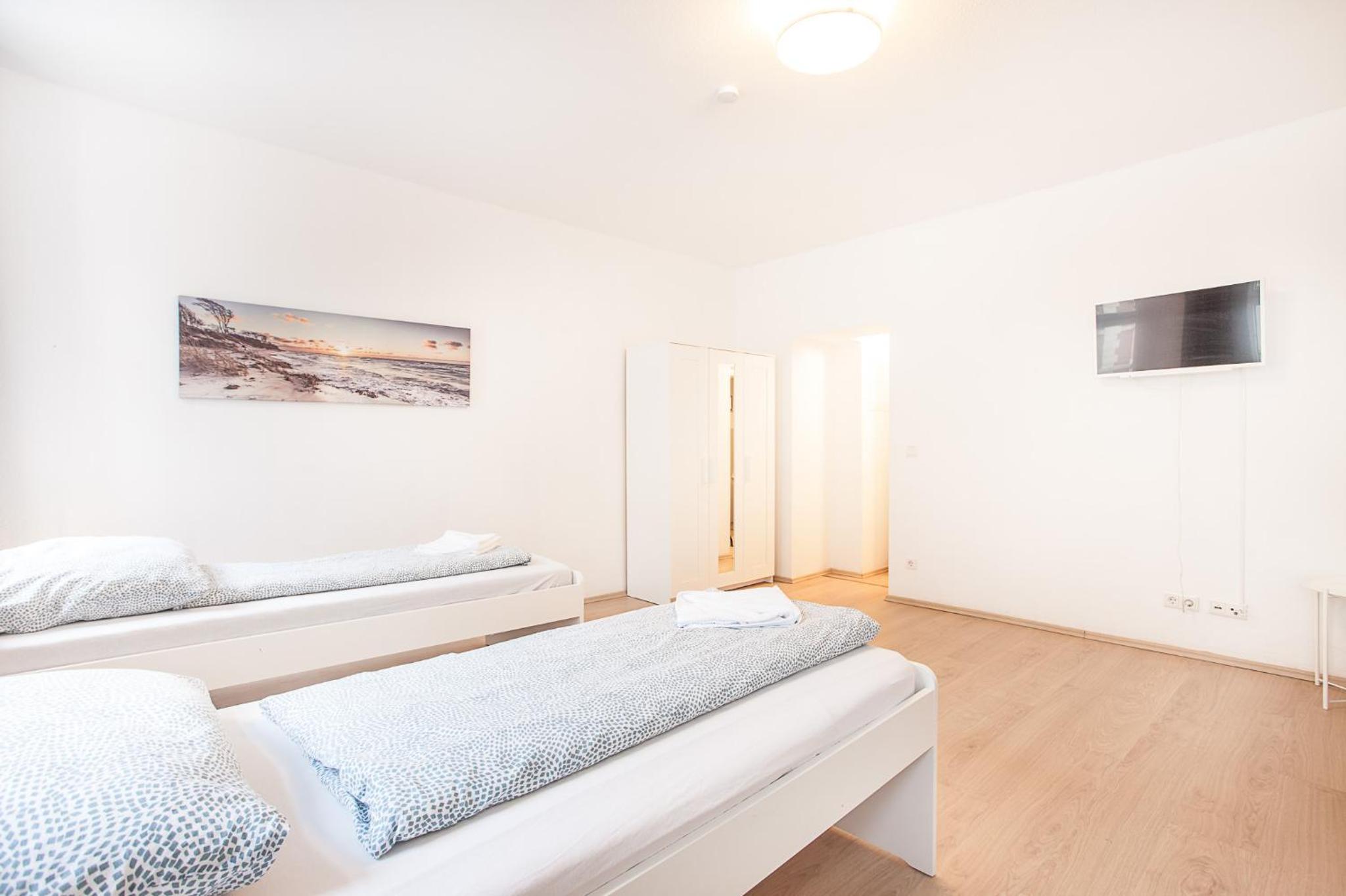 Two-Bedroom Apartment - Photo 9