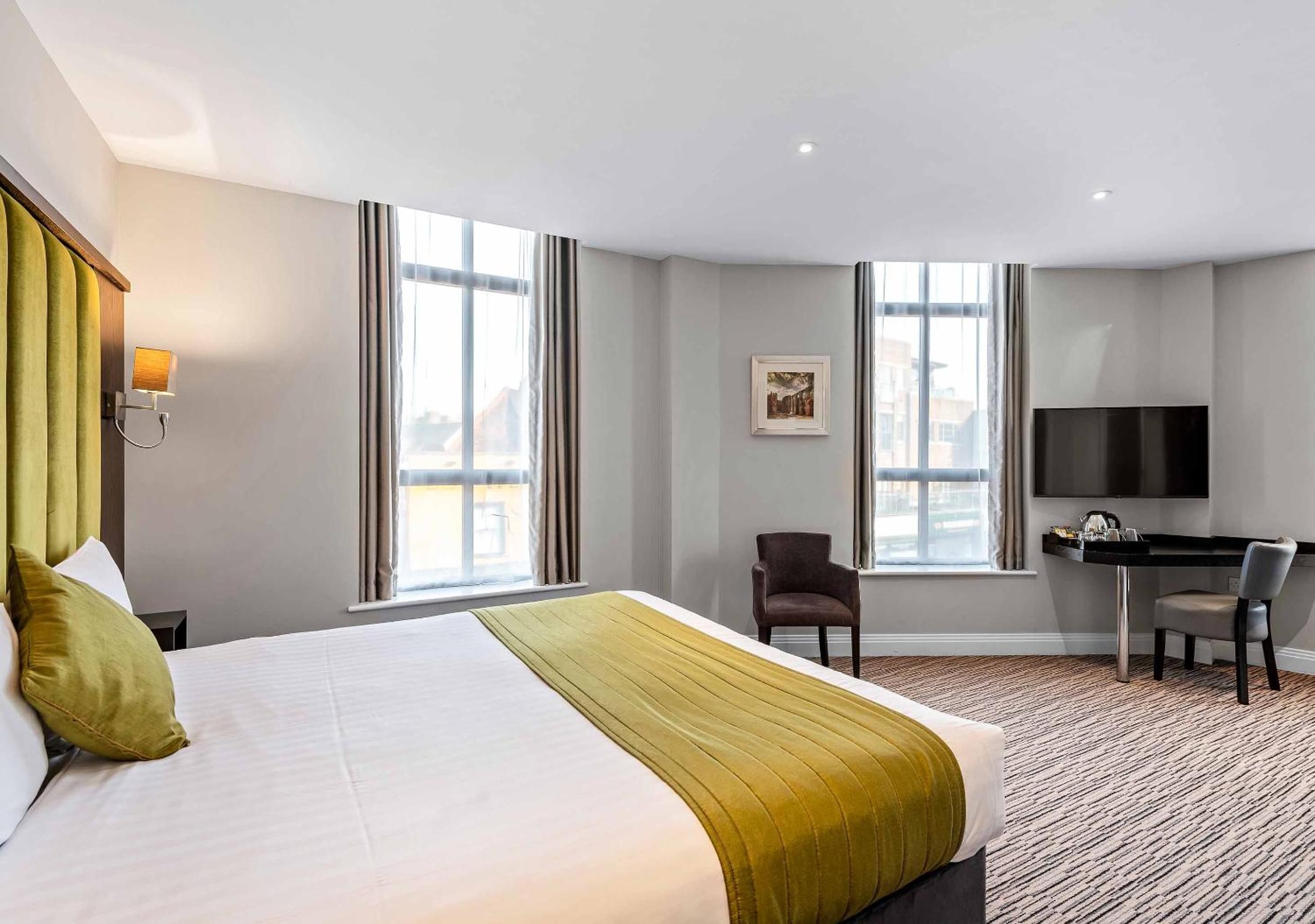 Standard Double Room - Photo 9