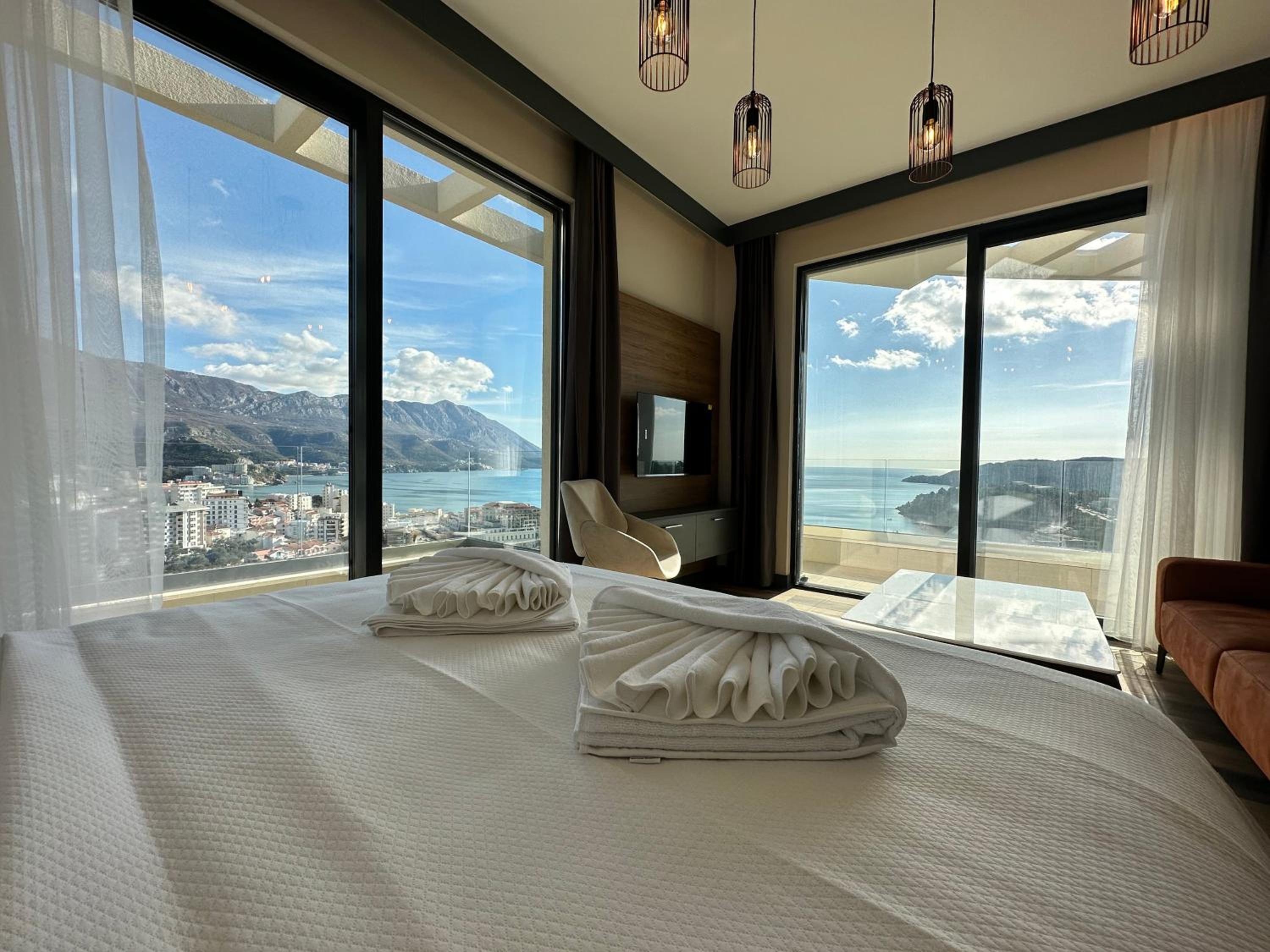 King Suite with Sea View photo 1