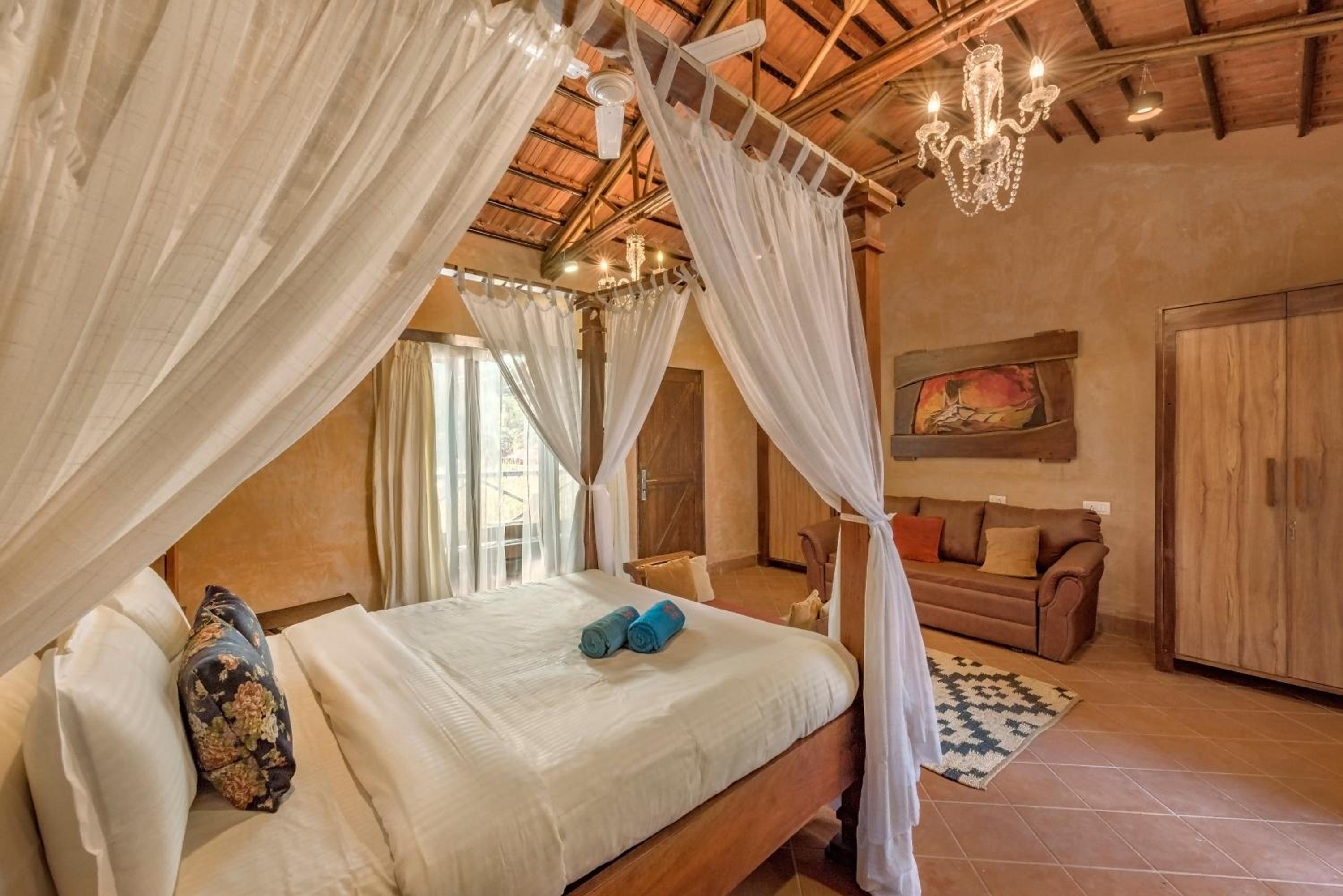 Villa with Private Pool photo 3