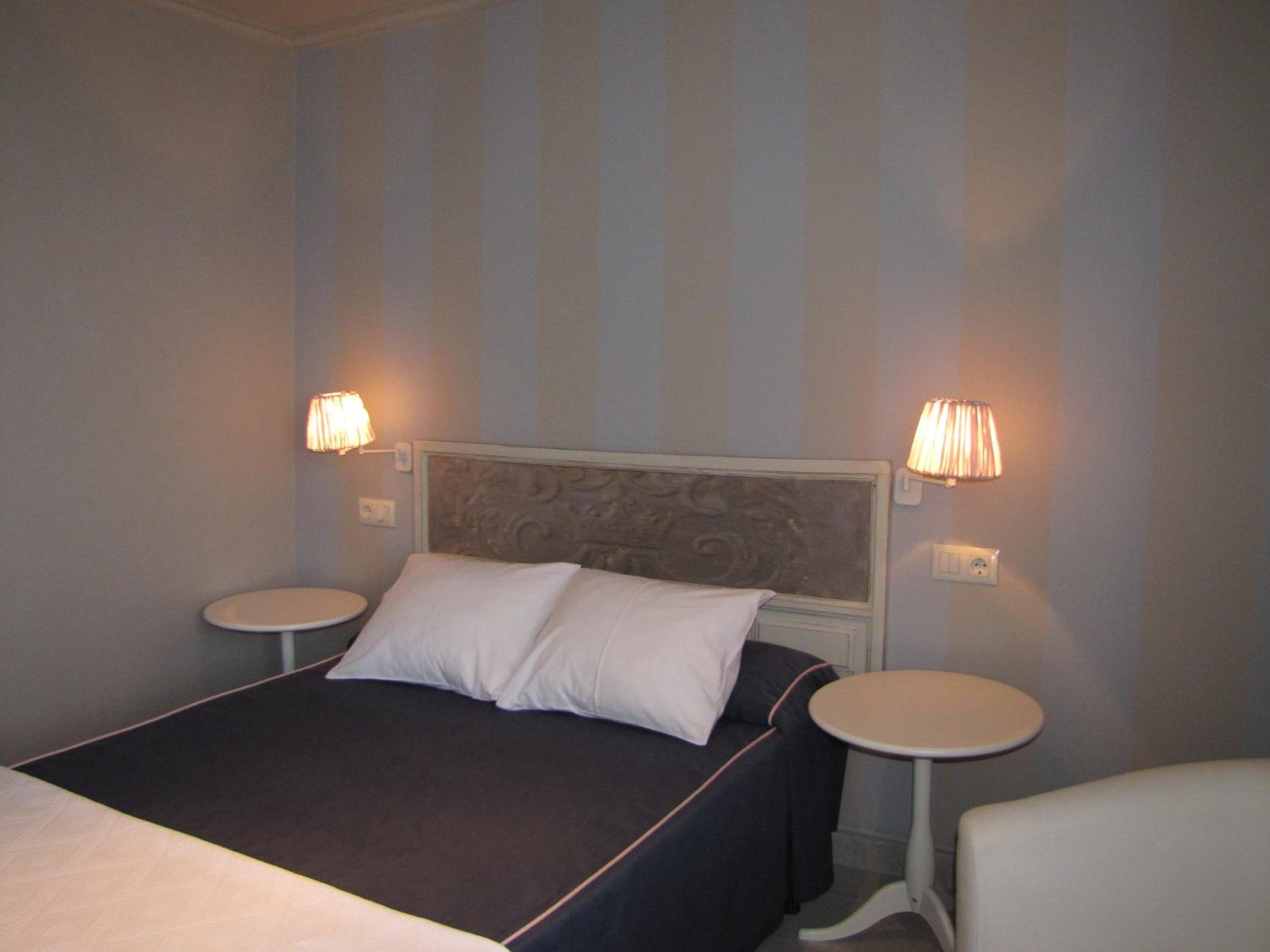 Habitación Individual con Cama Doble